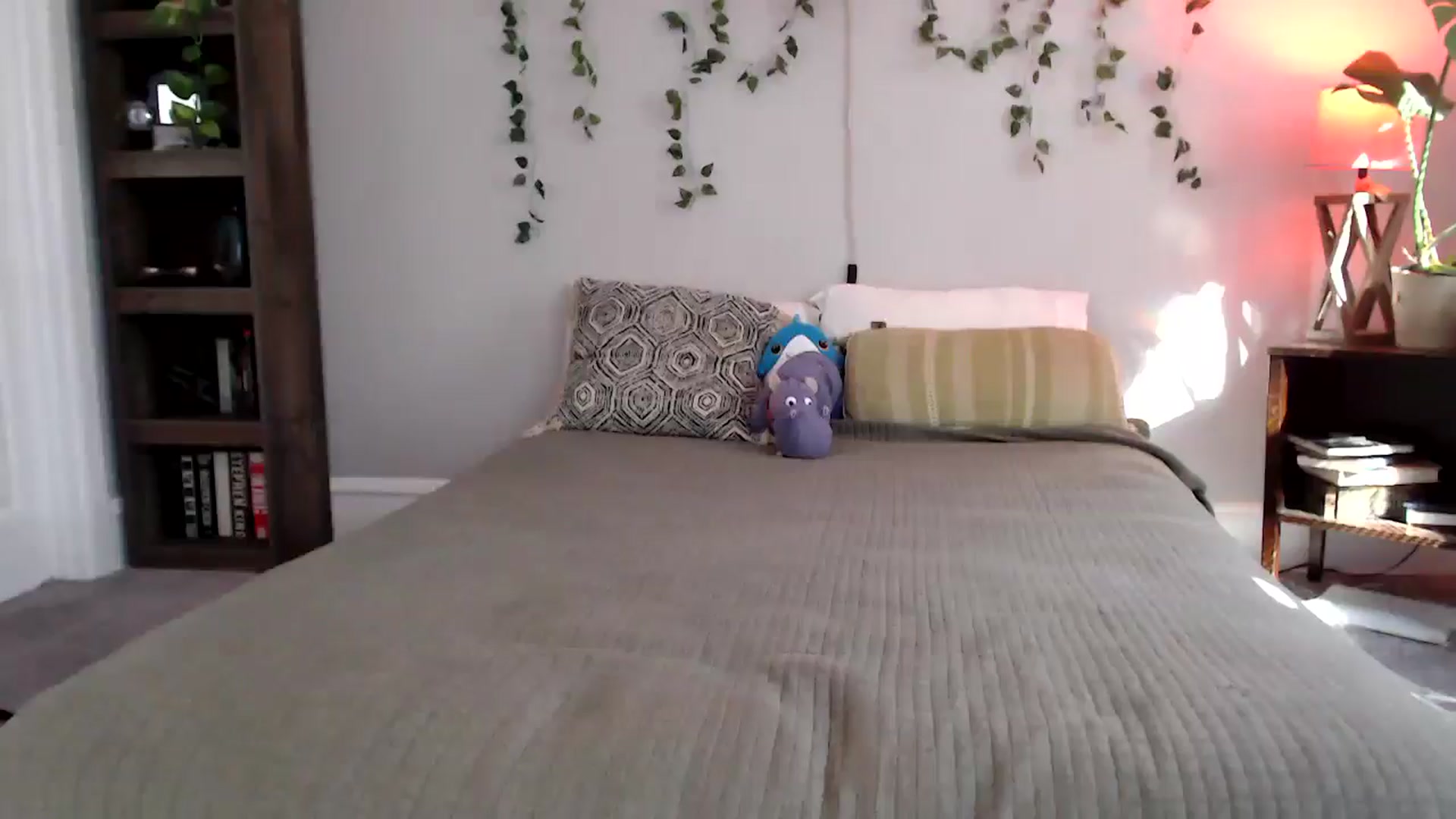 Gallery image thumbnail from AthenaSiren's myfreecams stream on, 10/21/2024, 15:46 image 13 of 20