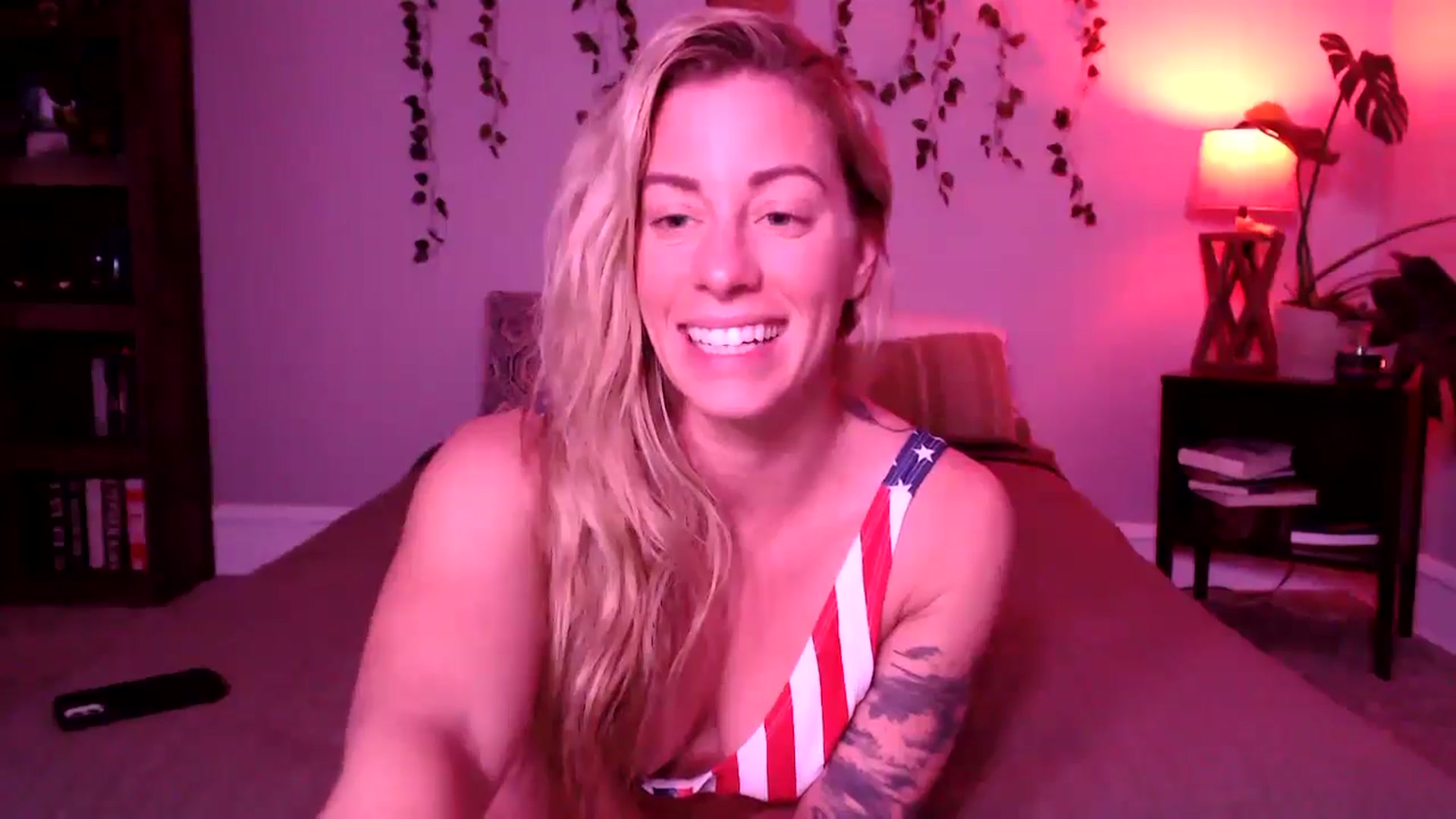 Gallery image thumbnail from AthenaSiren's myfreecams stream on, 11/05/2024, 23:16 image 17 of 20