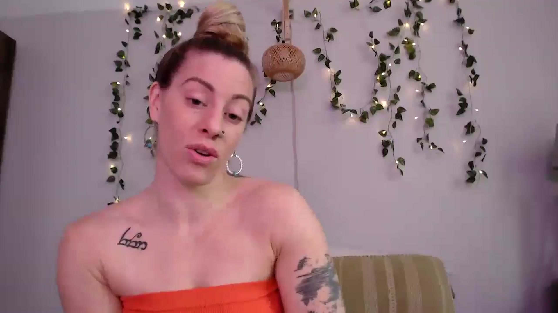 Gallery image thumbnail from AthenaSiren's myfreecams stream on, 03/05/2025, 17:14 image 20 of 20