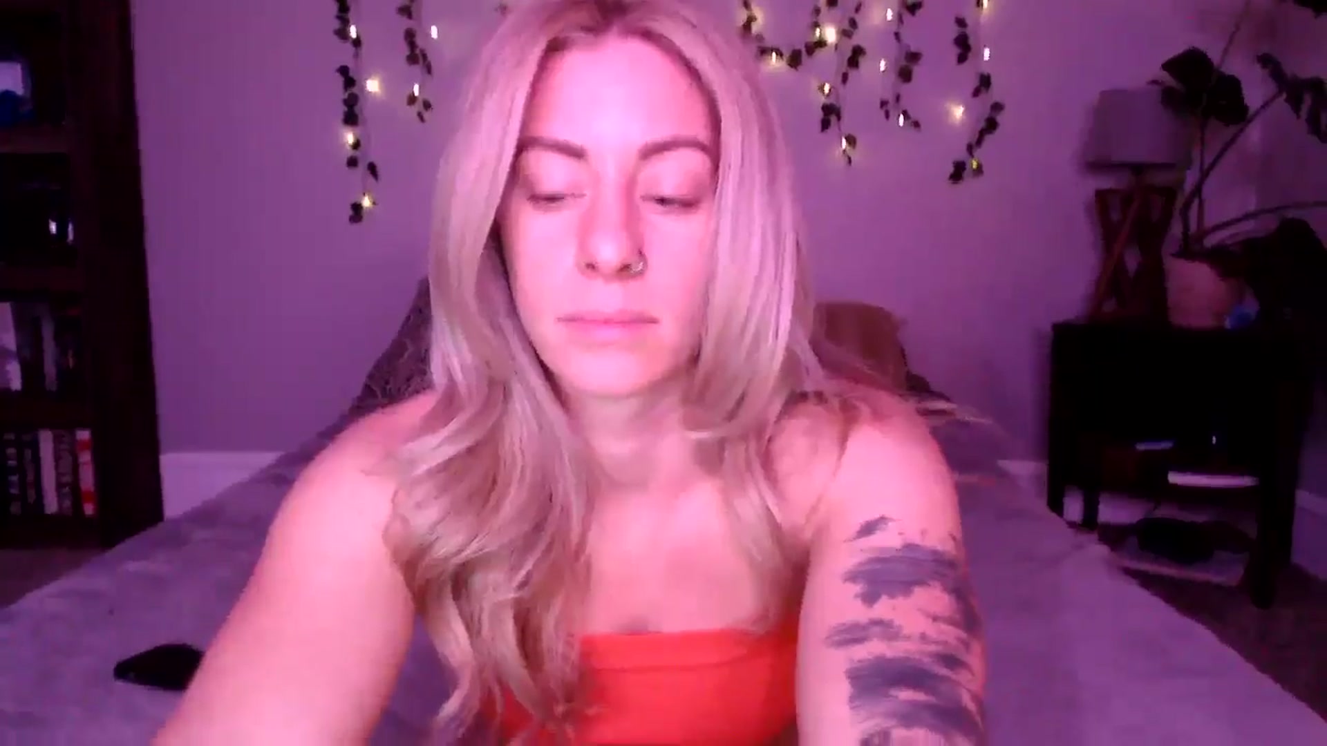 Gallery image thumbnail from AthenaSiren's myfreecams stream on, 03/06/2025, 02:49 image 12 of 20