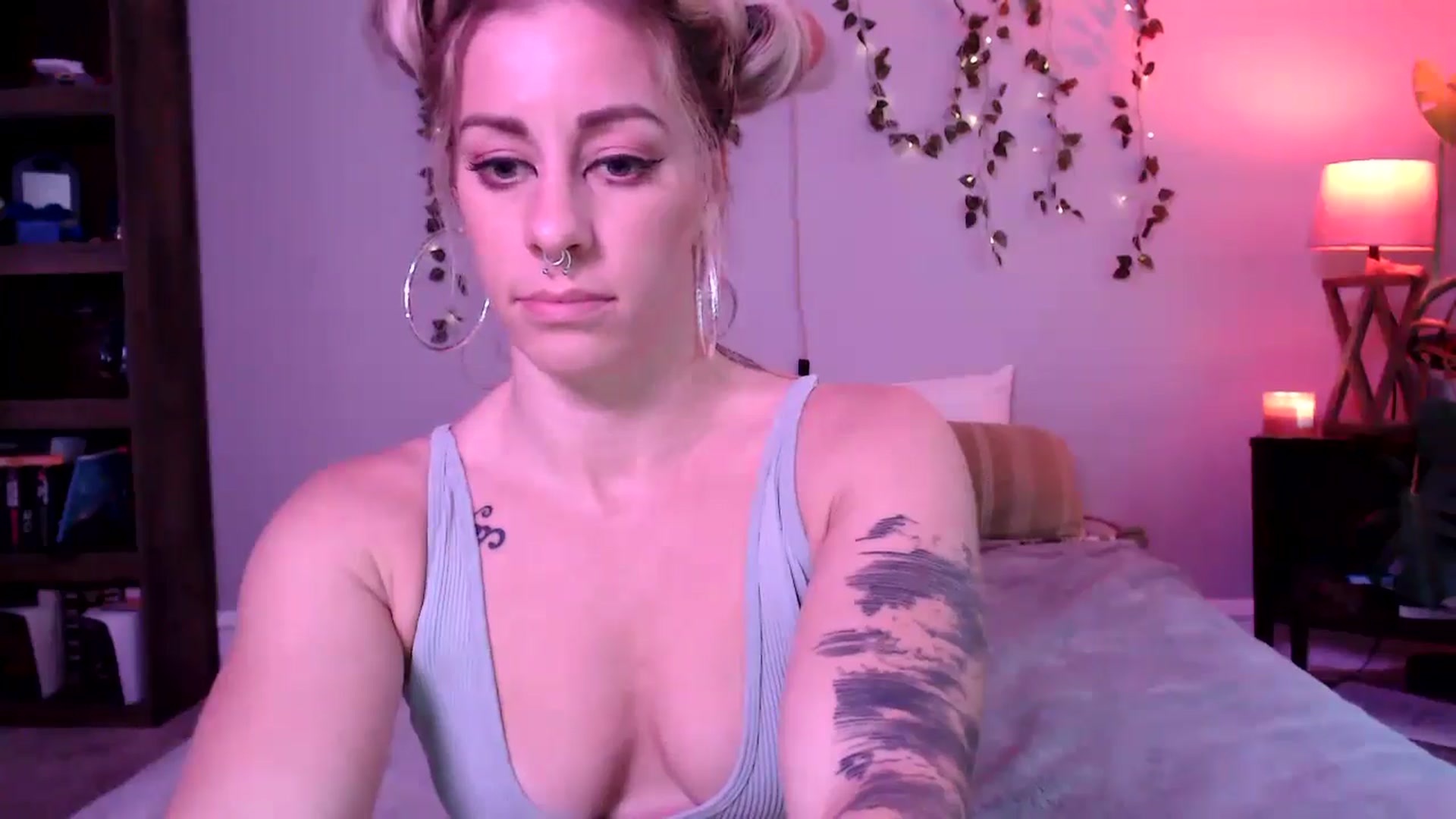 Gallery image thumbnail from AthenaSiren's myfreecams stream on, 06/02/2025, 24:57 image 5 of 20