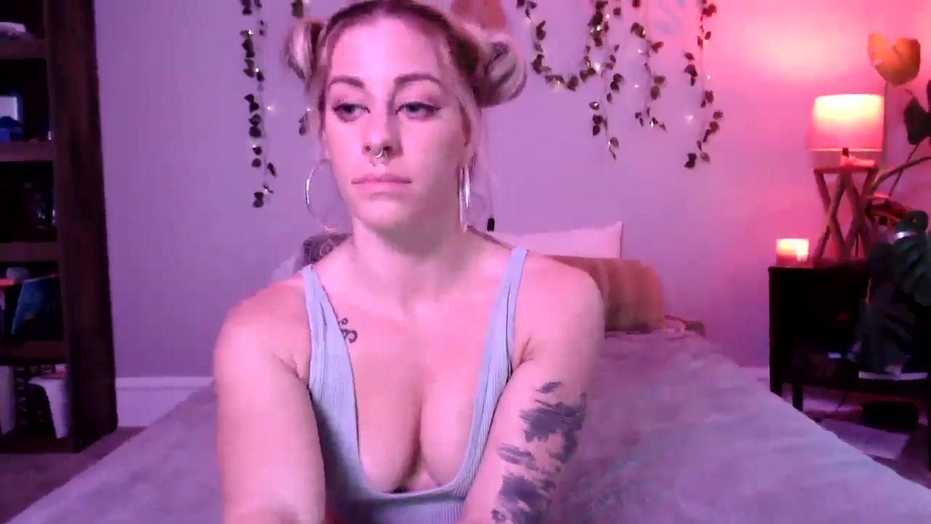 Gallery image thumbnail from AthenaSiren's myfreecams stream on, 06/02/2025, 24:57 image 11 of 20