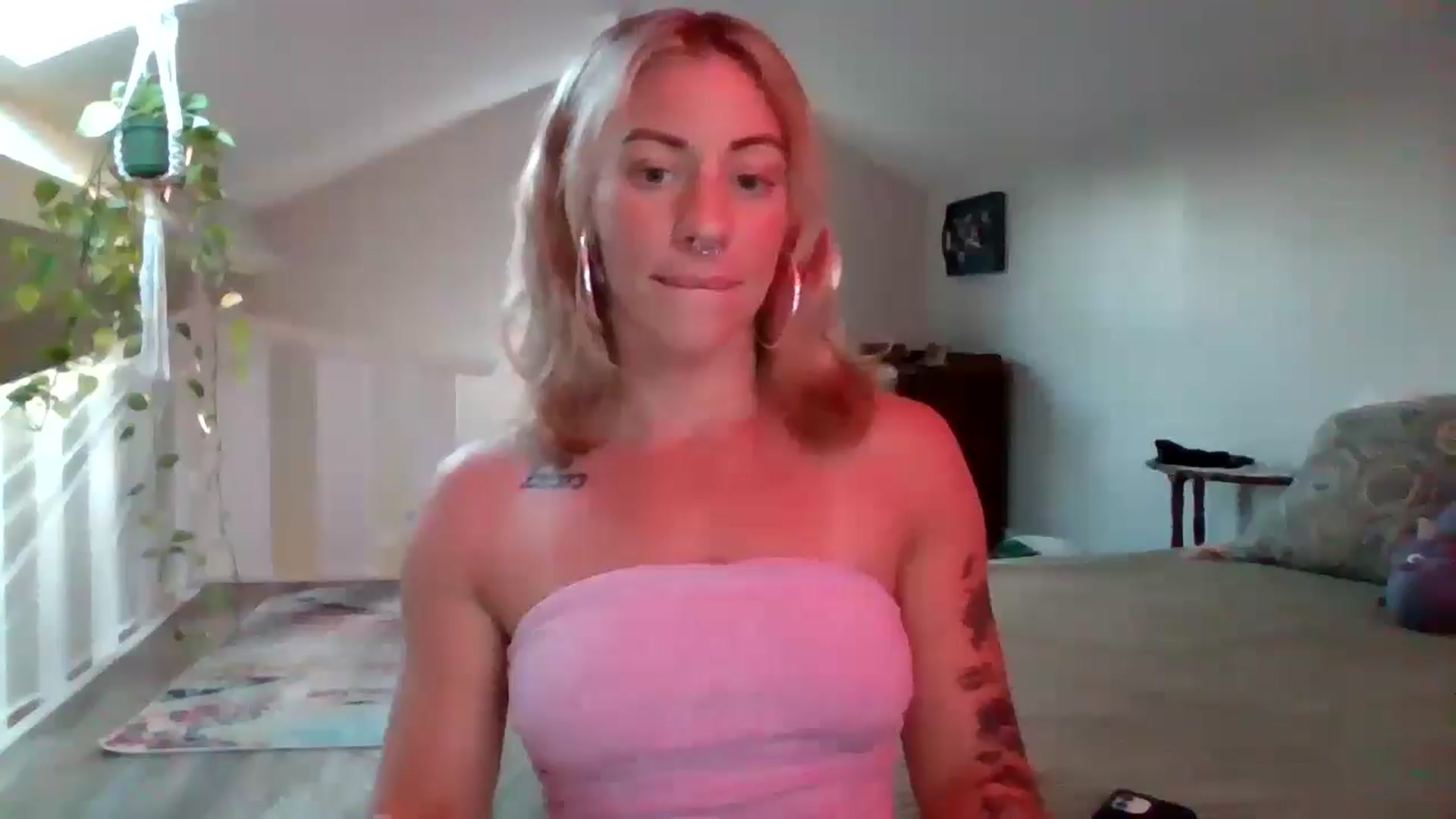 Gallery image thumbnail from AthenaSiren's myfreecams stream on, 07/02/2025, 24:57 image 15 of 20