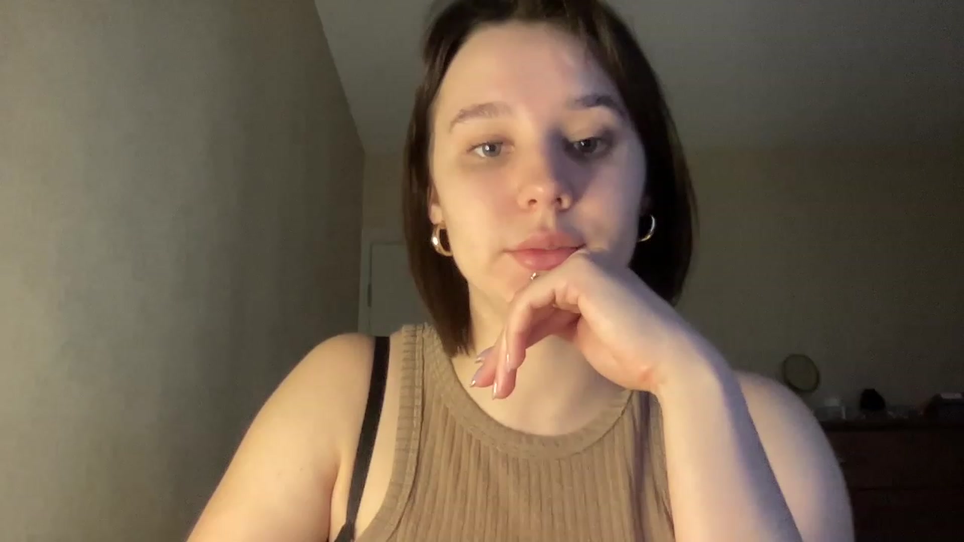 Gallery image thumbnail from Athena_Faris's myfreecams stream on, 11/17/2022, 11:36 image 13 of 20