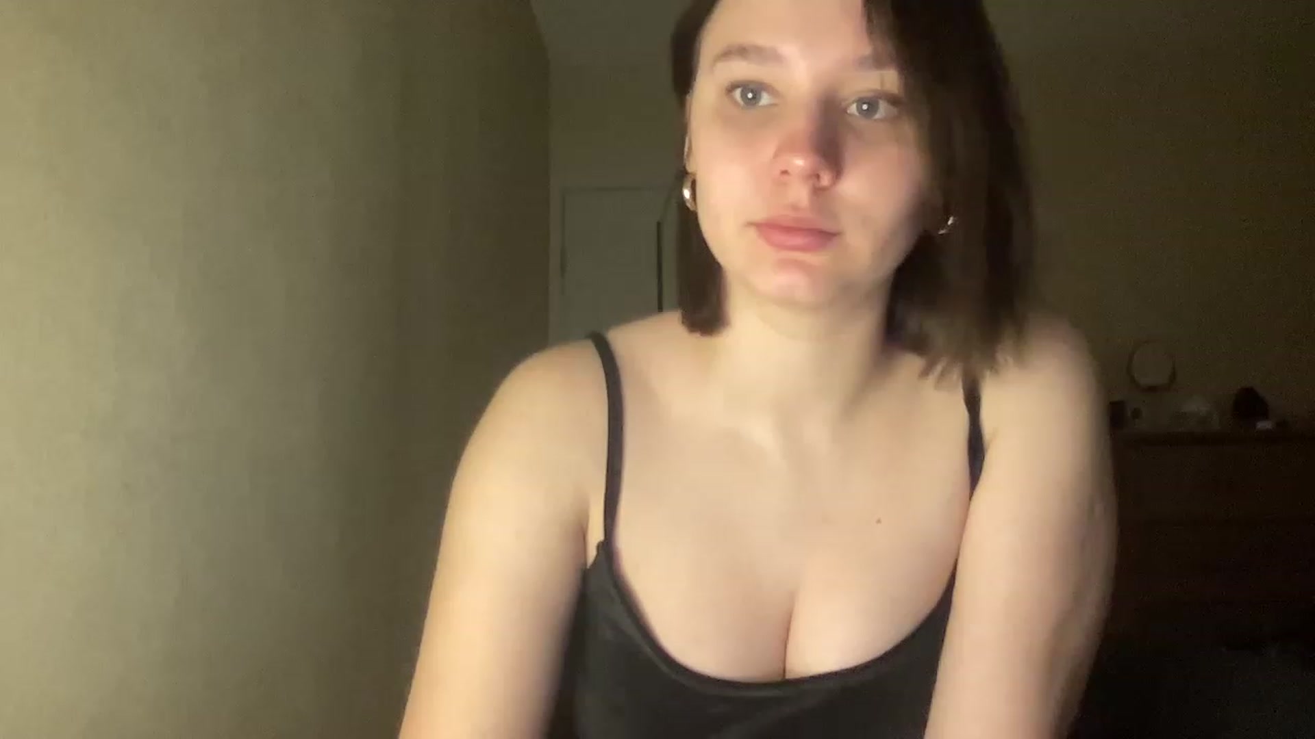 Gallery image thumbnail from Athena_Faris's myfreecams stream on, 11/21/2022, 13:02 image 3 of 20