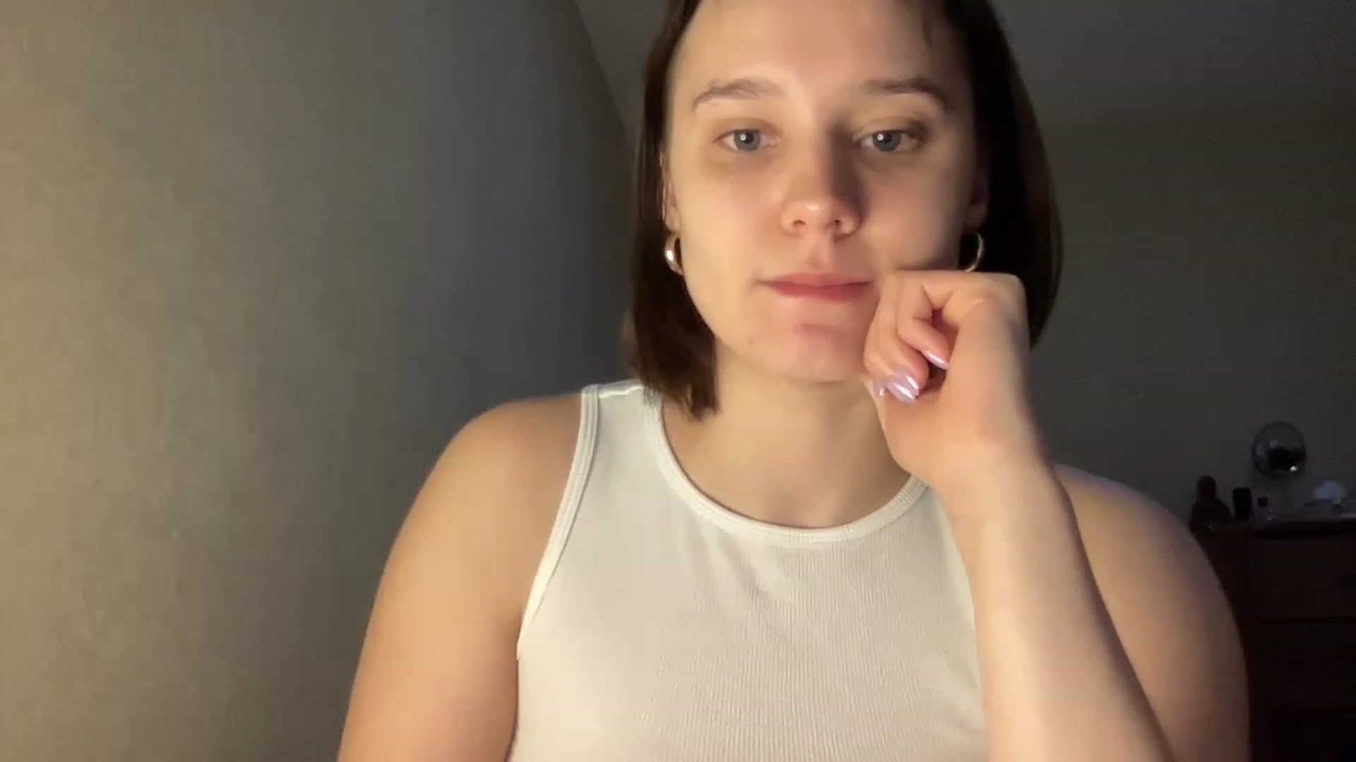 Gallery image thumbnail from Athena_Faris's myfreecams stream on, 11/22/2022, 13:18 image 18 of 20