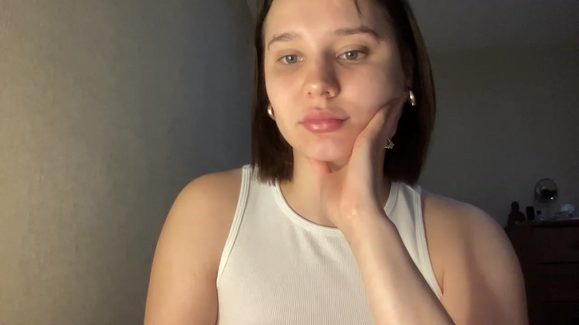 Gallery image thumbnail from Athena_Faris's myfreecams stream on, 11/22/2022, 13:18 image 19 of 20