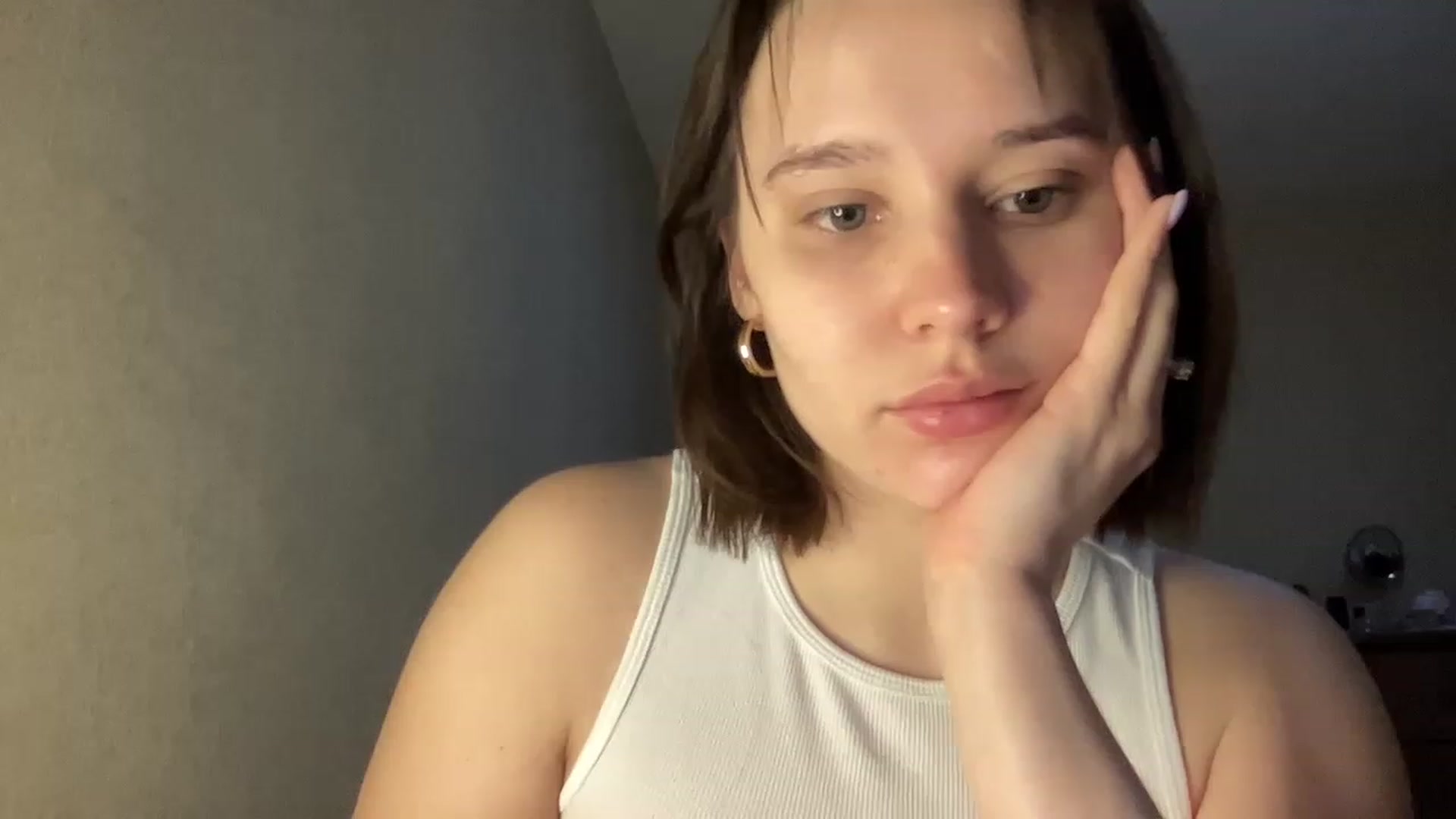 Gallery image thumbnail from Athena_Faris's myfreecams stream on, 11/22/2022, 13:58 image 12 of 20