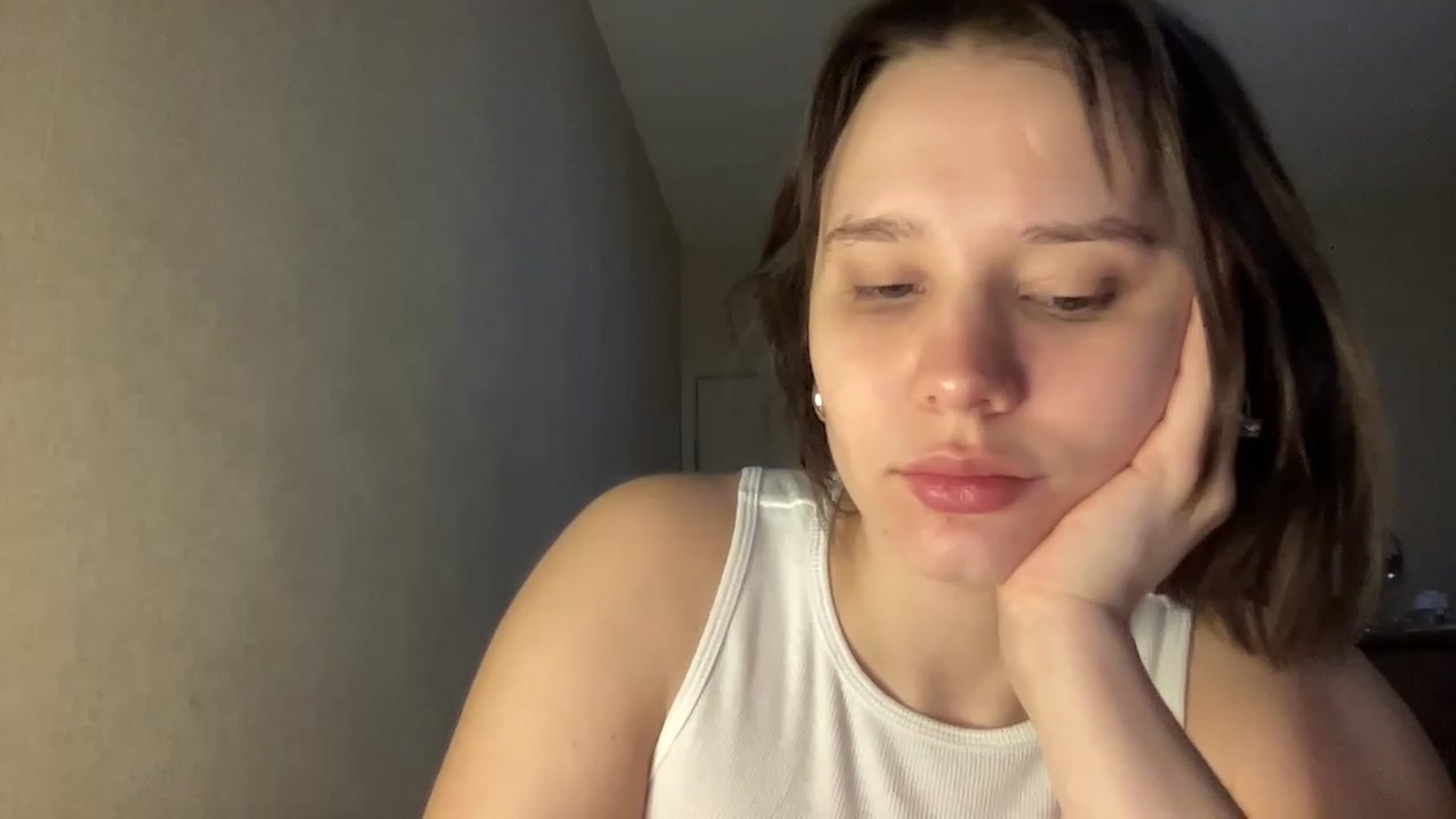 Gallery image thumbnail from Athena_Faris's myfreecams stream on, 11/22/2022, 13:58 image 5 of 20