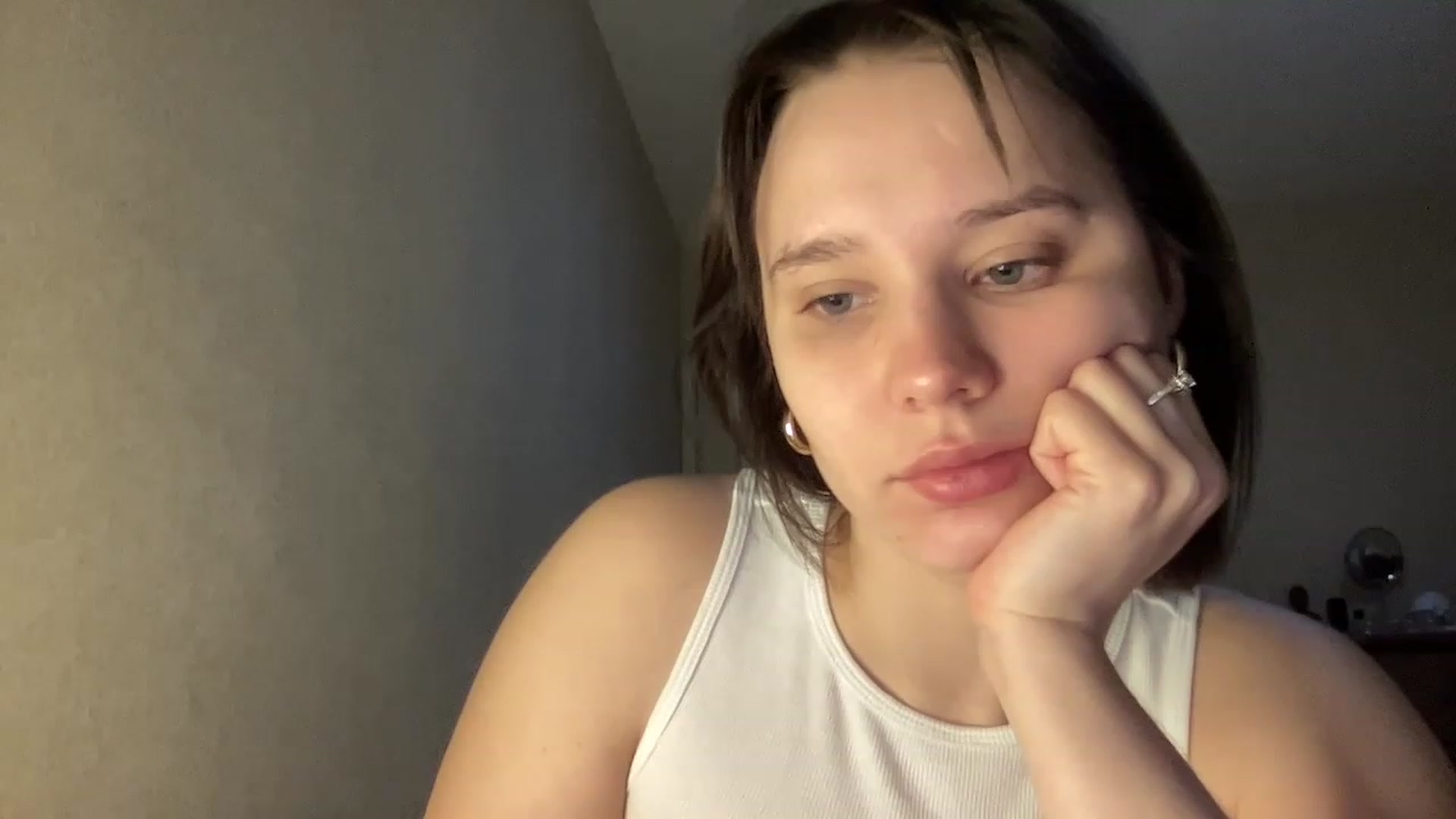 Gallery image thumbnail from Athena_Faris's myfreecams stream on, 11/22/2022, 13:58 image 6 of 20