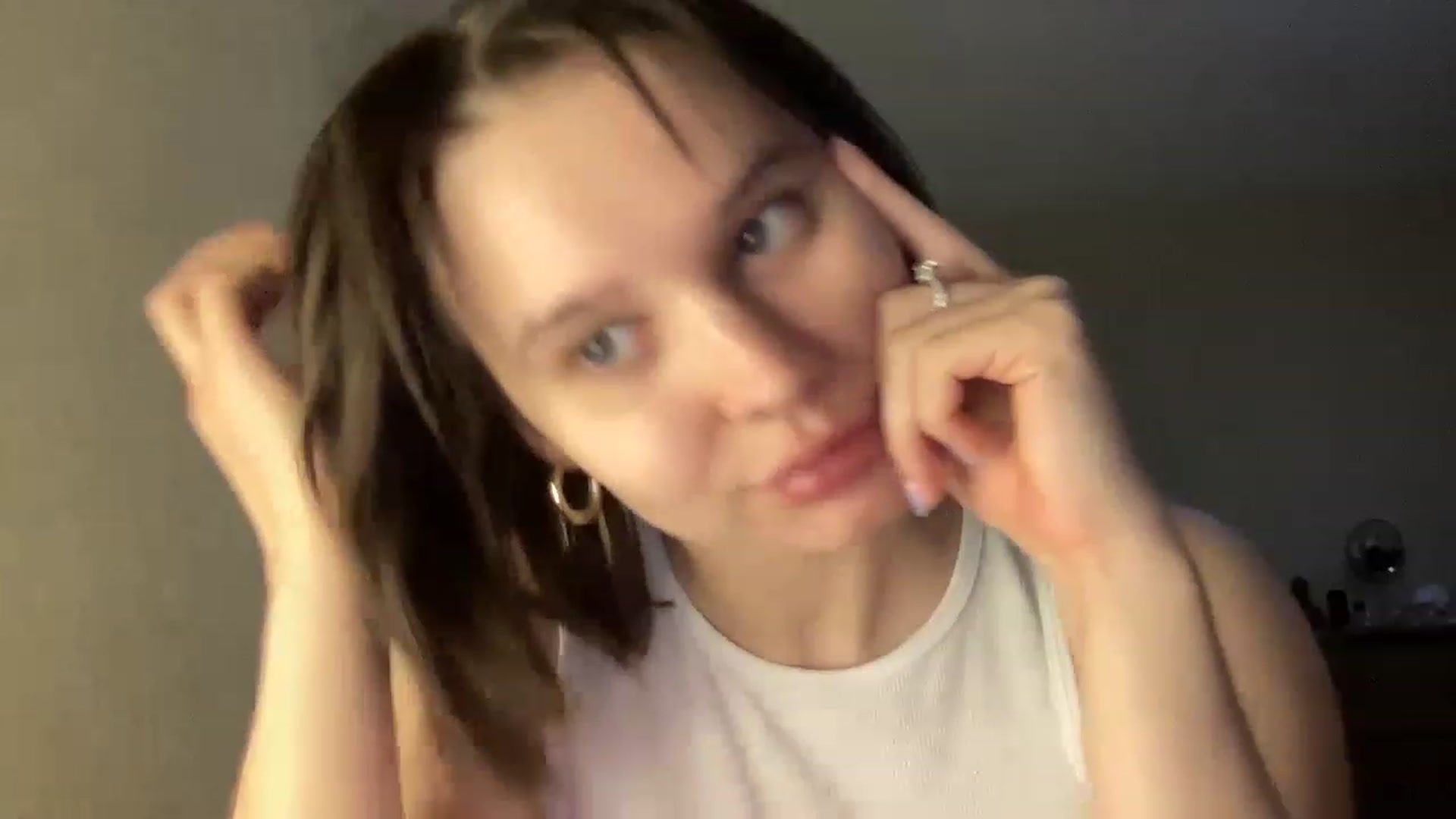 Gallery image thumbnail from Athena_Faris's myfreecams stream on, 11/22/2022, 13:58 image 10 of 20