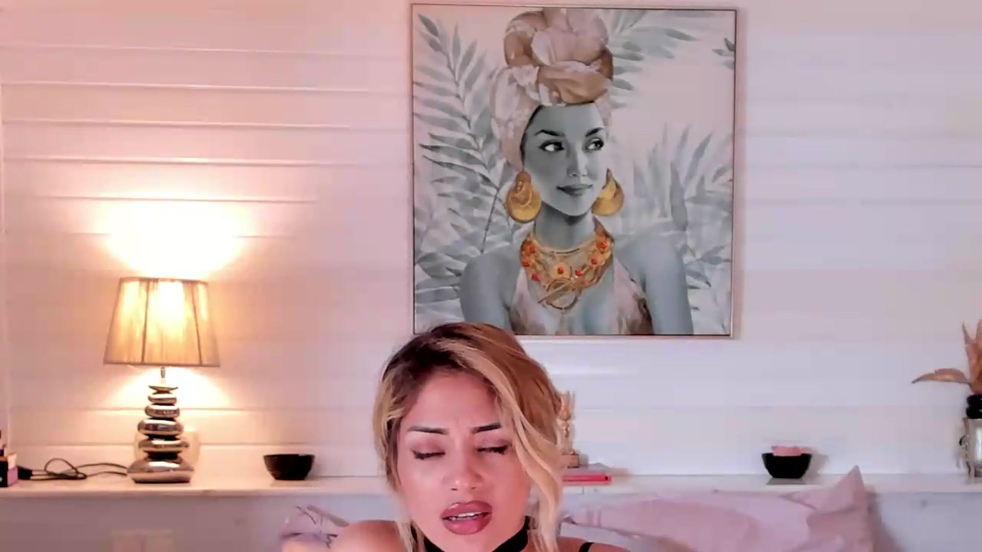 Gallery image thumbnail from Atiana's myfreecams stream on, 06/05/2026, 12:23 image 18 of 20