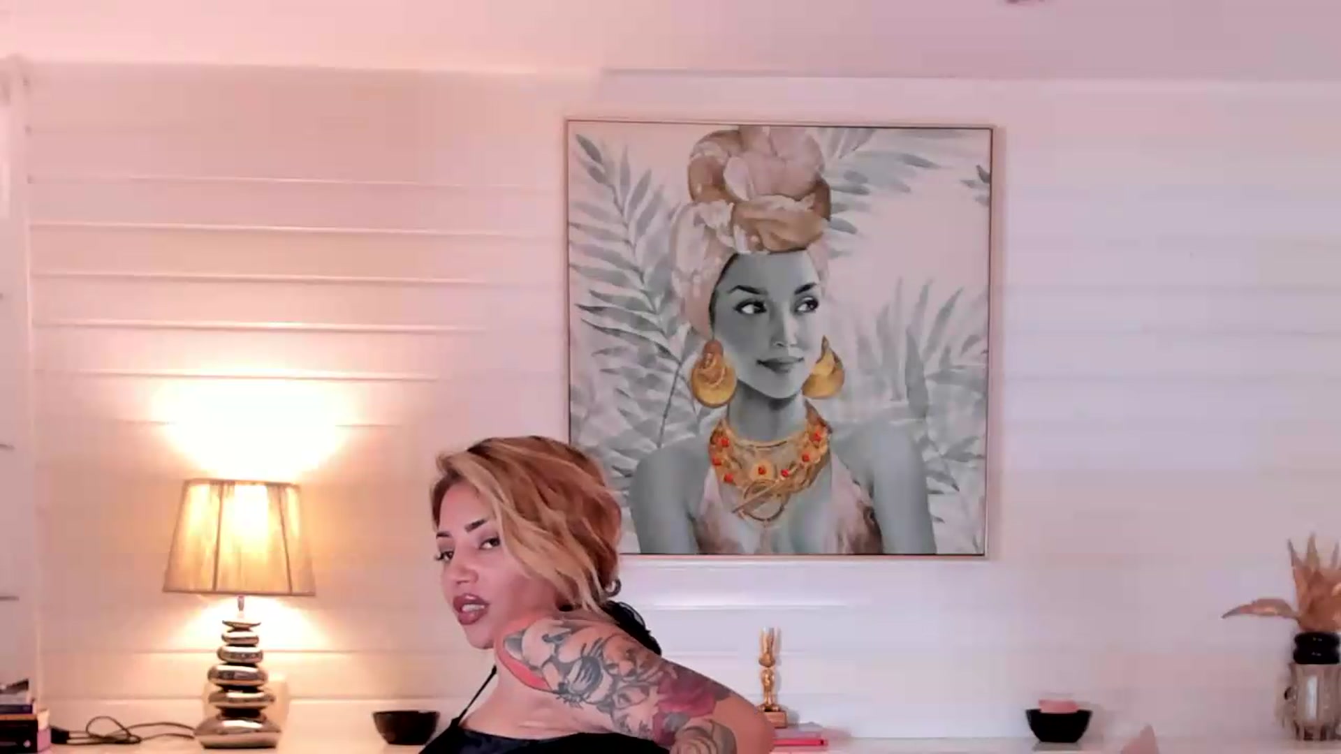 Gallery image thumbnail from Atiana's myfreecams stream on, 06/05/2026, 12:23 image 9 of 20