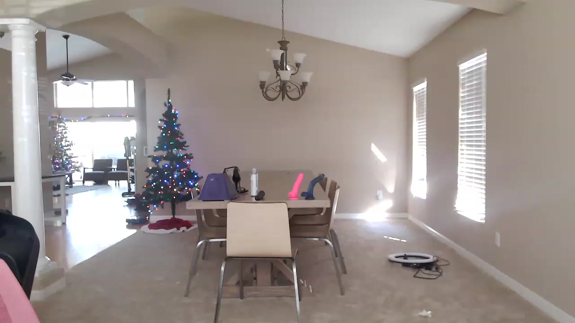 Gallery image thumbnail from AtomicMILF's myfreecams stream on, 12/06/2022, 16:01 image 4 of 20