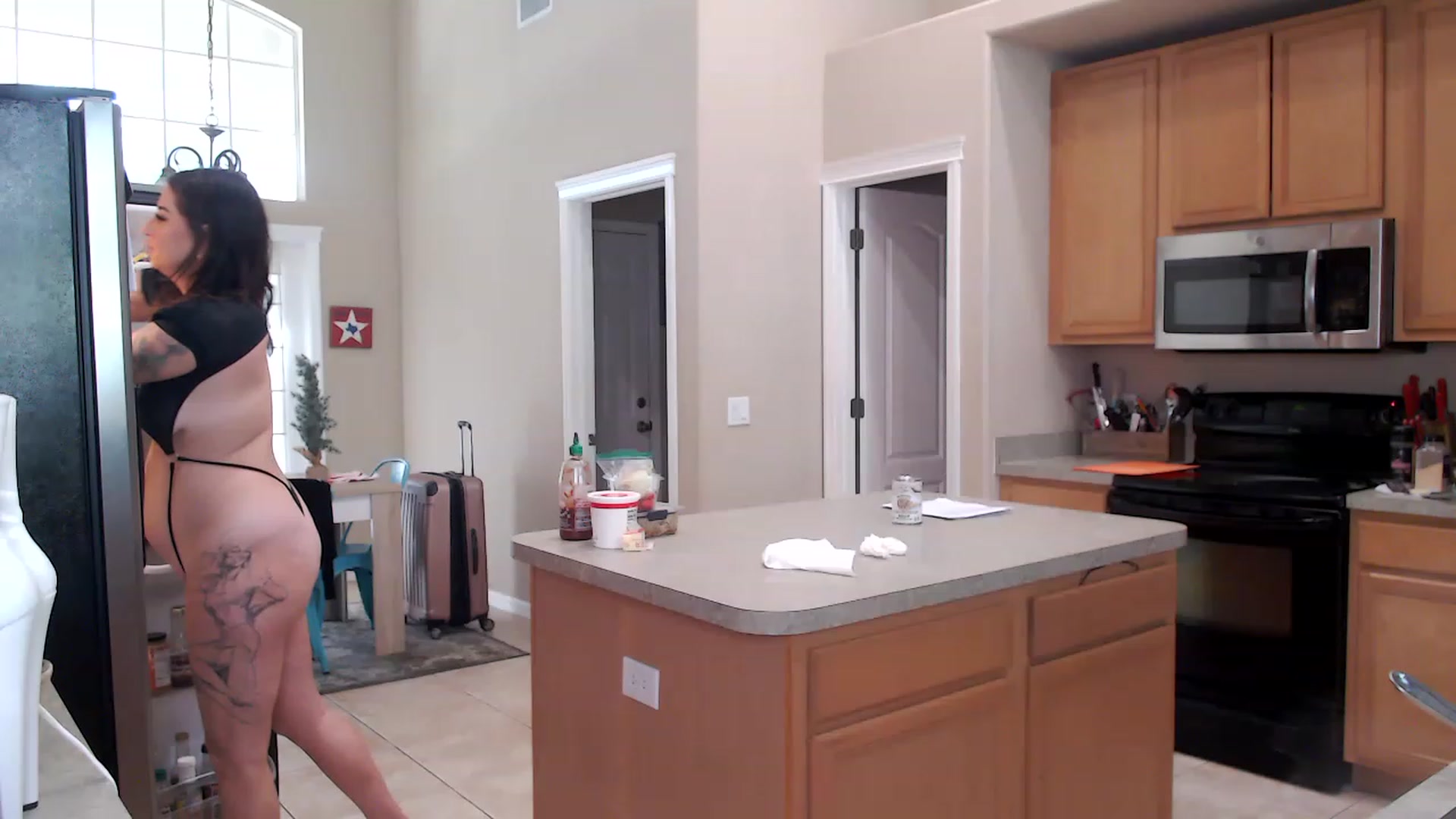 Gallery image thumbnail from AtomicMILF's myfreecams stream on, 12/09/2022, 16:14 image 19 of 20
