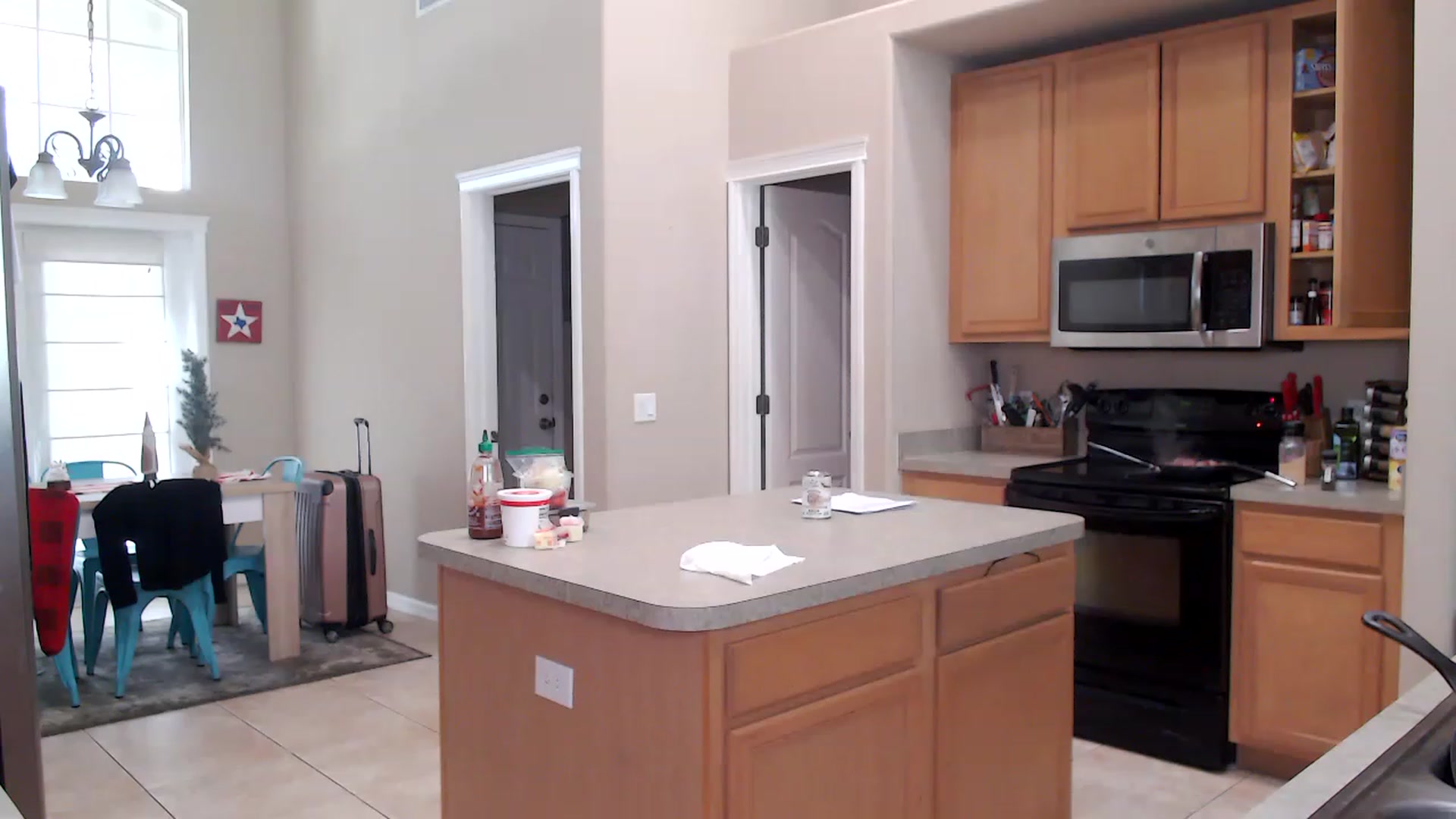 Gallery image thumbnail from AtomicMILF's myfreecams stream on, 12/09/2022, 16:14 image 13 of 20