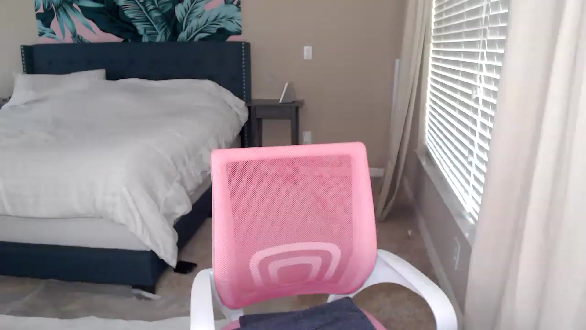 Gallery image thumbnail from AtomicMILF's myfreecams stream on, 01/30/2023, 16:28 image 12 of 20