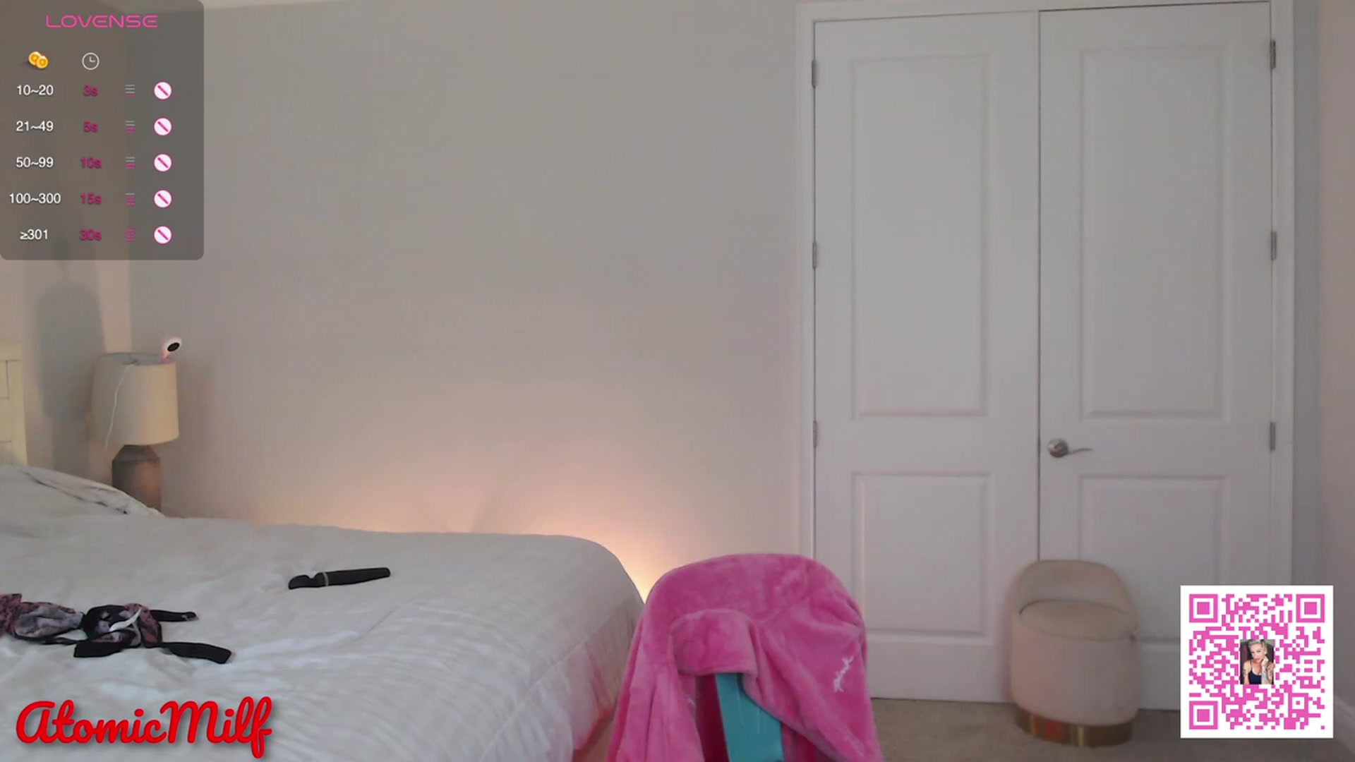 Gallery image thumbnail from AtomicMILF's myfreecams stream on, 08/24/2023, 16:20 image 5 of 20