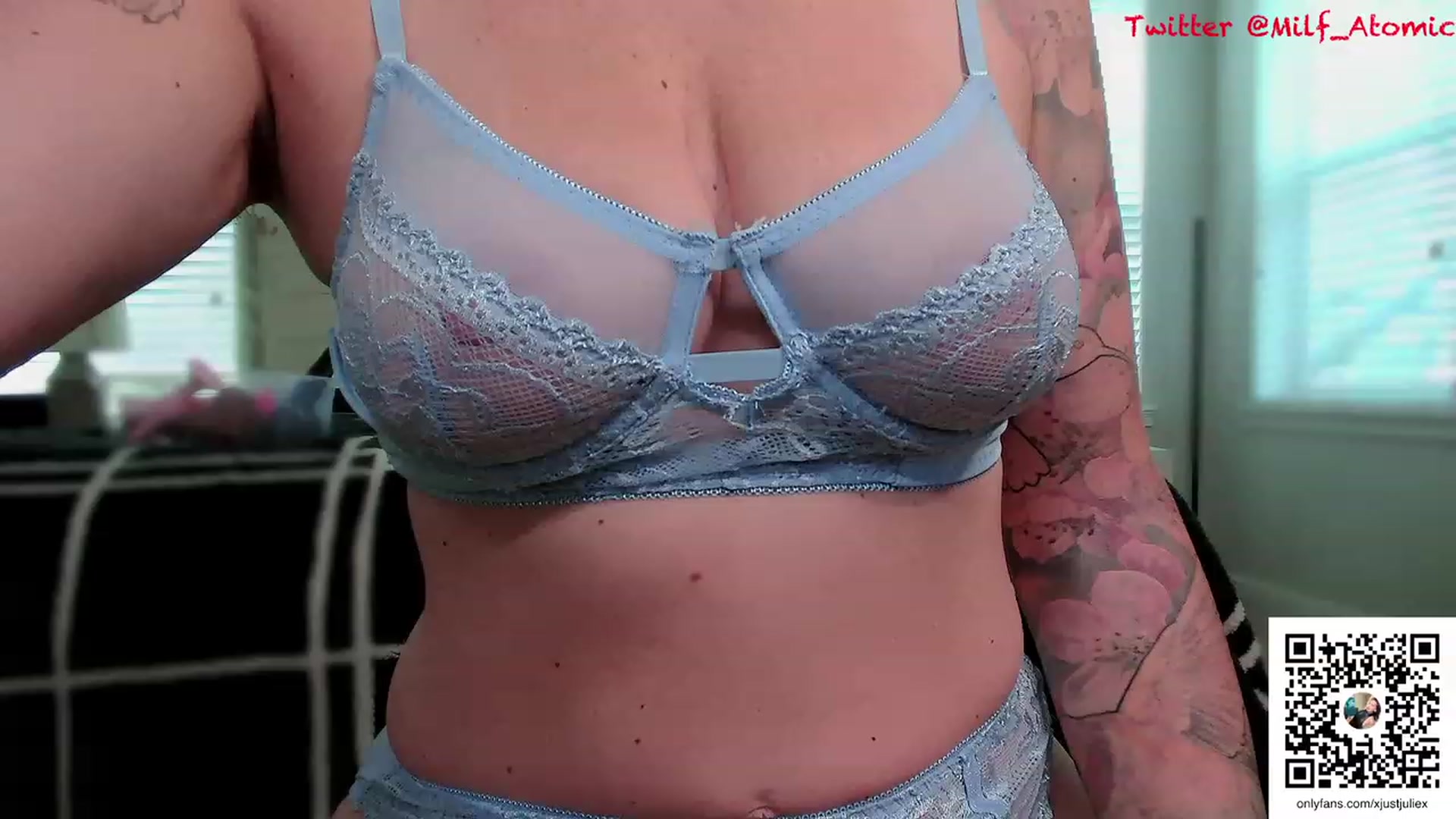Gallery image thumbnail from AtomicMILF's myfreecams stream on, 01/26/2024, 17:11 image 1 of 20