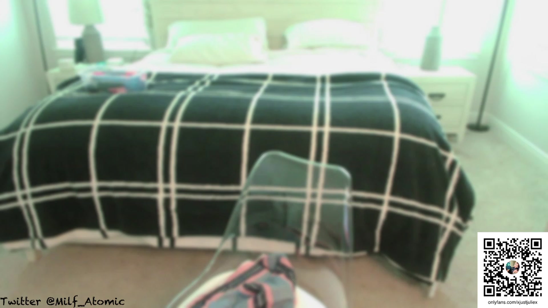 Gallery image thumbnail from AtomicMILF's myfreecams stream on, 02/07/2024, 17:44 image 16 of 20