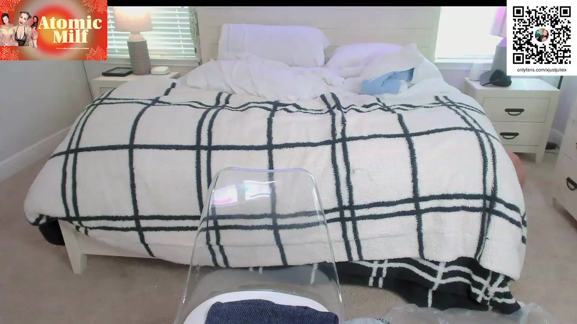 Gallery image thumbnail from AtomicMILF's myfreecams stream on, 02/29/2024, 17:46 image 18 of 20
