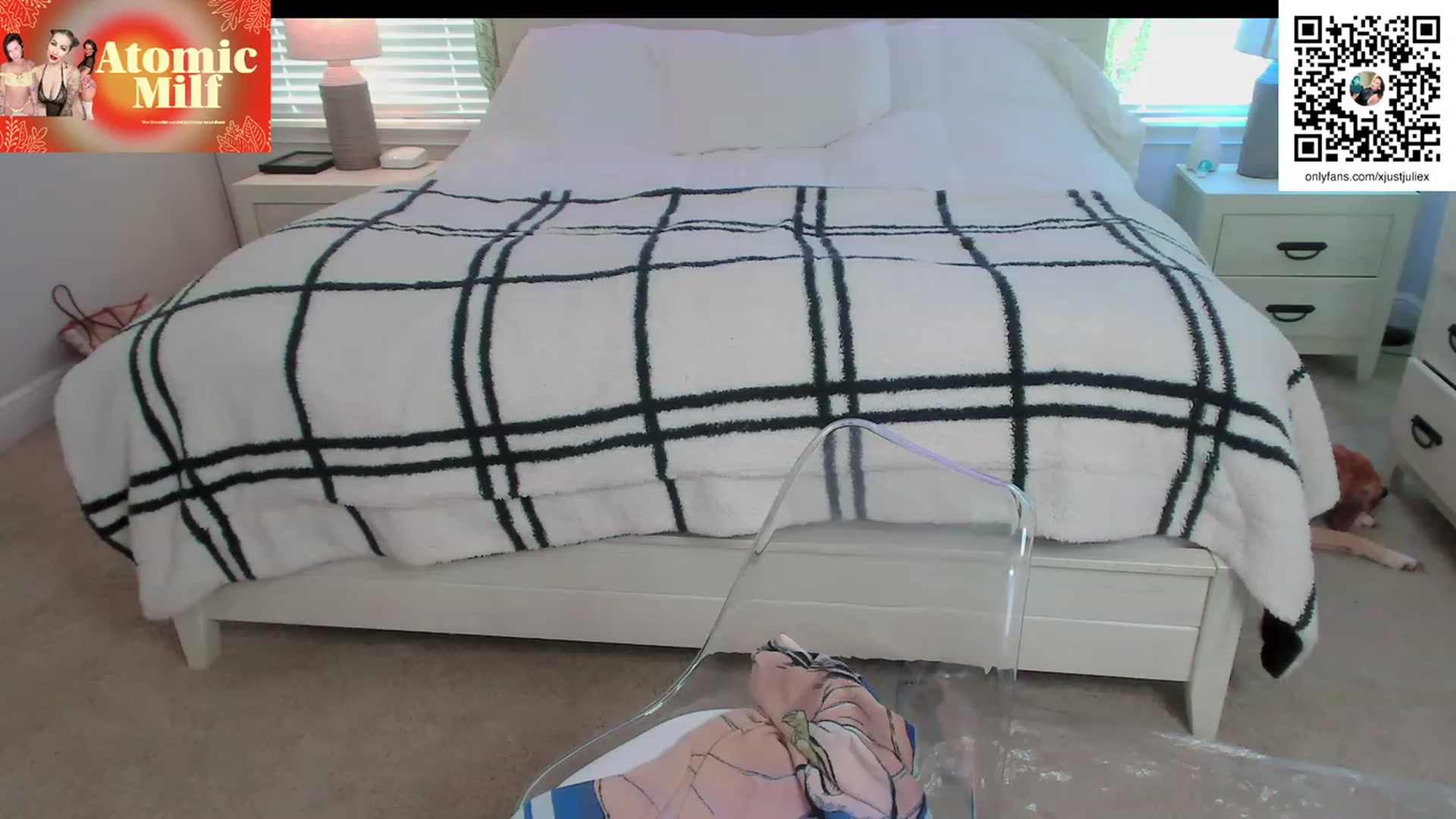 Gallery image thumbnail from AtomicMILF's myfreecams stream on, 03/01/2024, 16:51 image 14 of 20