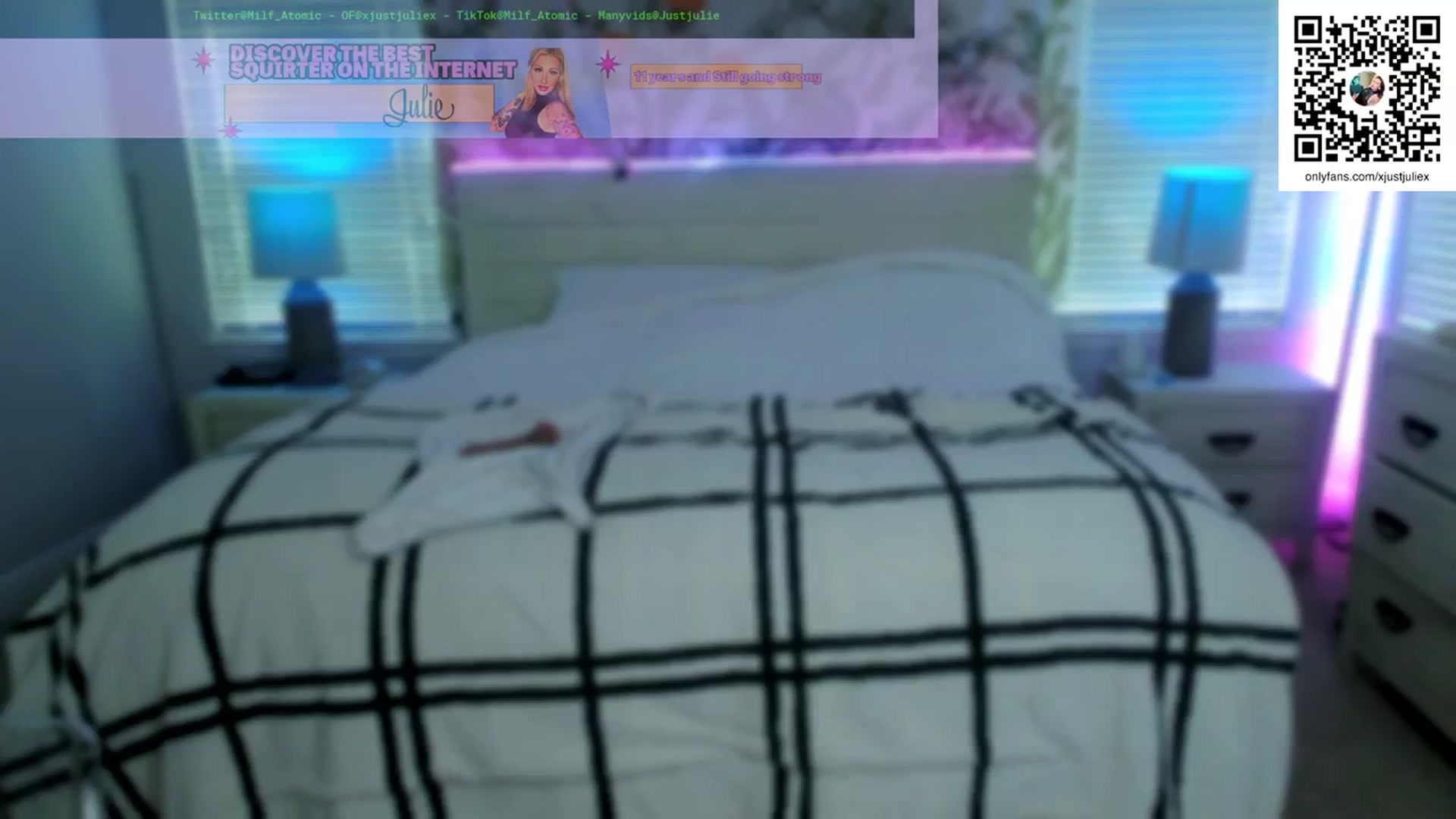 Gallery image thumbnail from AtomicMILF's myfreecams stream on, 03/08/2024, 16:26 image 12 of 20