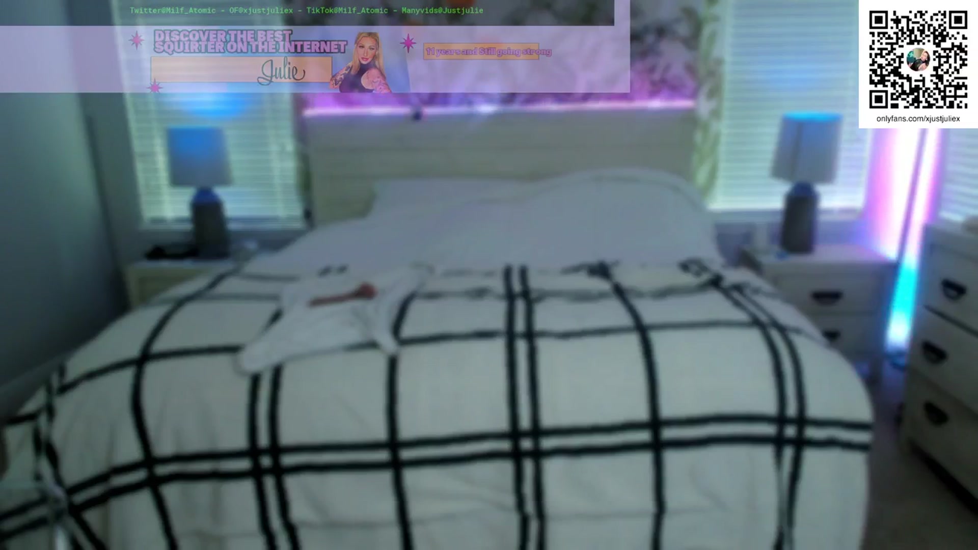 Gallery image thumbnail from AtomicMILF's myfreecams stream on, 03/08/2024, 16:26 image 11 of 20