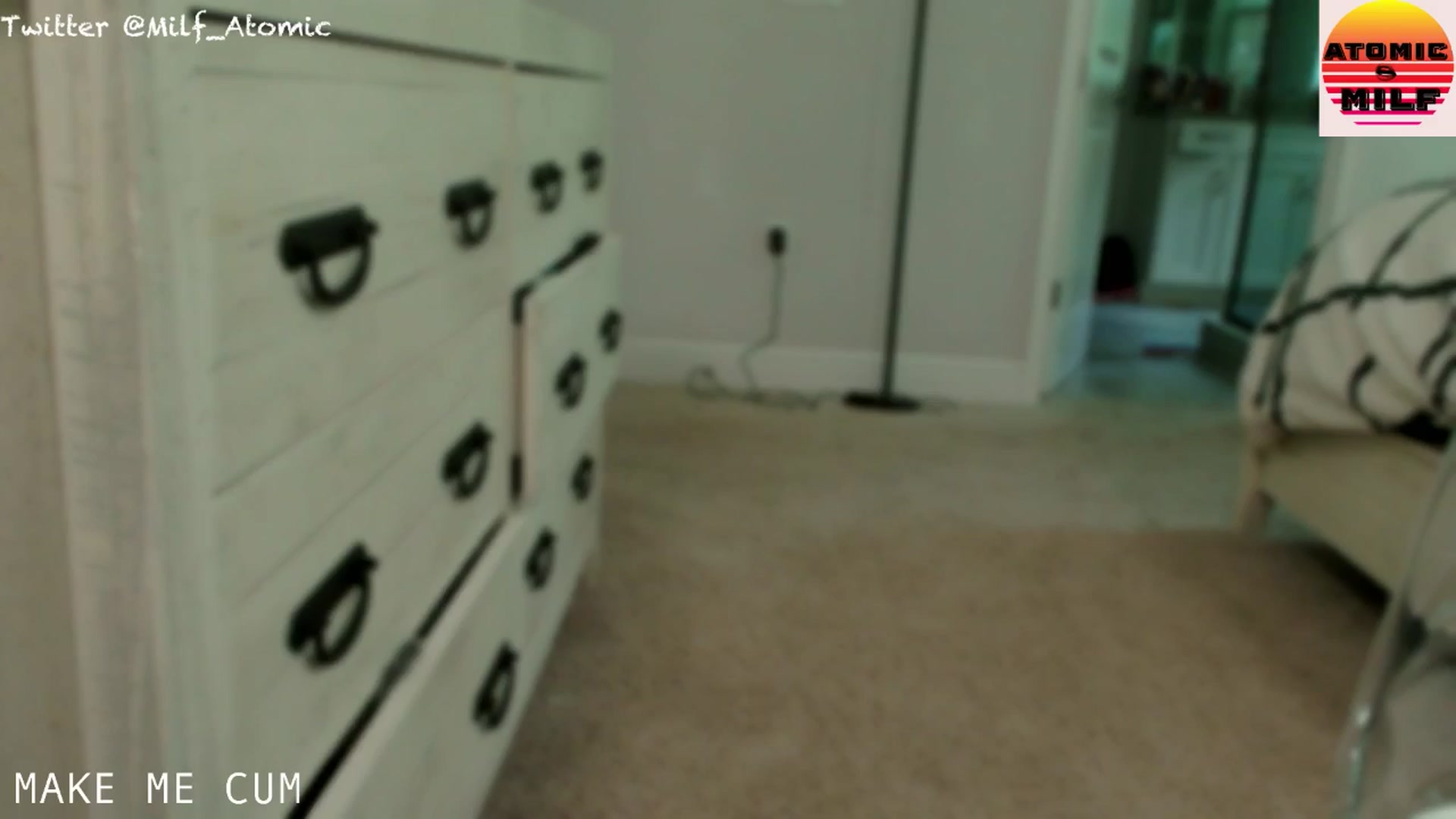 Gallery image thumbnail from AtomicMILF's myfreecams stream on, 05/10/2024, 16:22 image 15 of 20