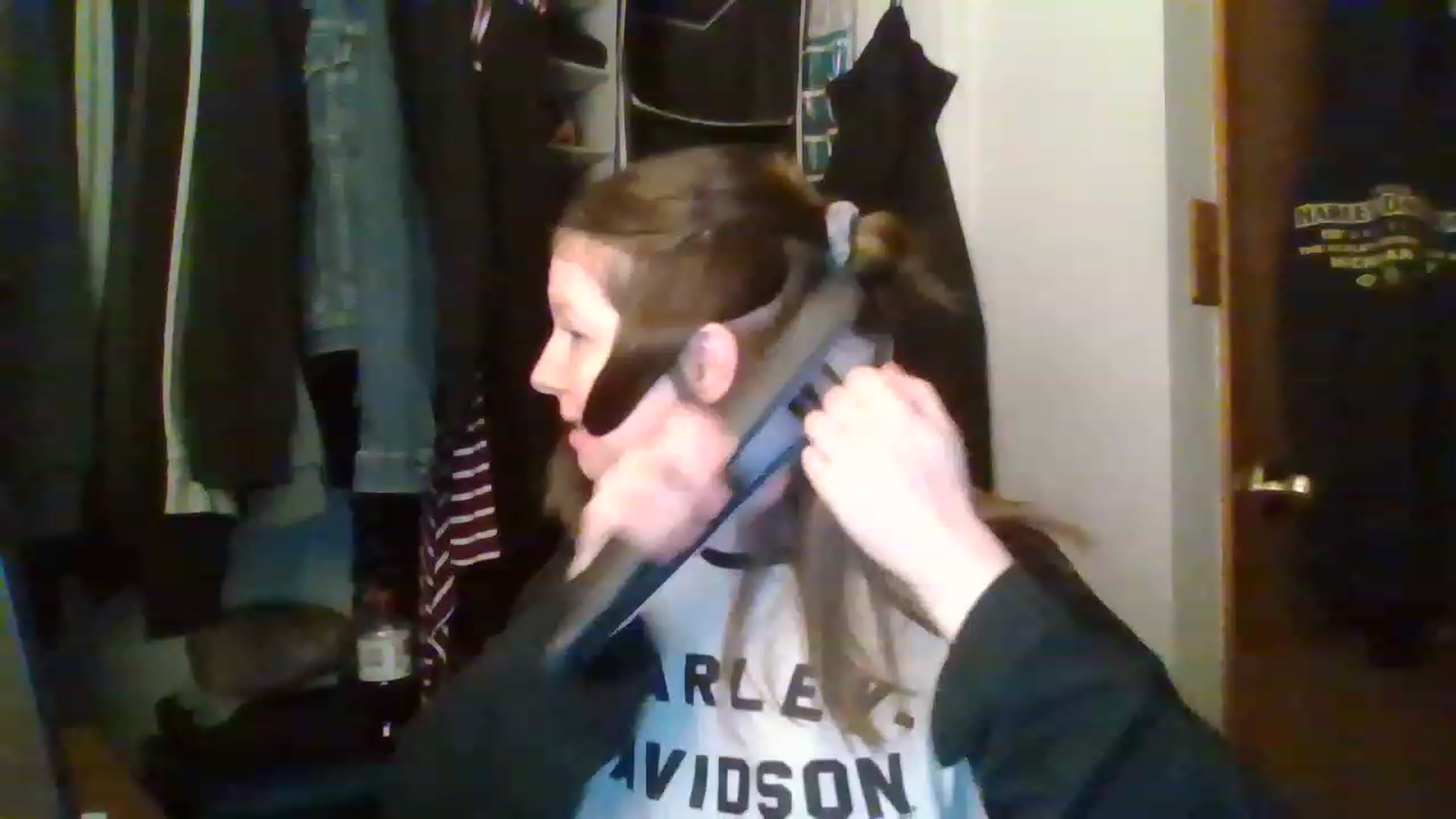 Gallery image thumbnail from Atomic_Ash's myfreecams stream on, 04/17/2023, 14:29 image 18 of 20