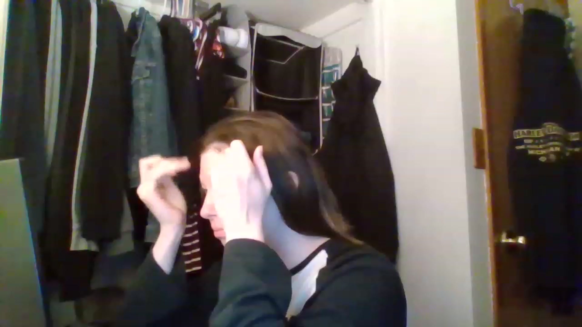 Gallery image thumbnail from Atomic_Ash's myfreecams stream on, 04/17/2023, 14:29 image 5 of 20
