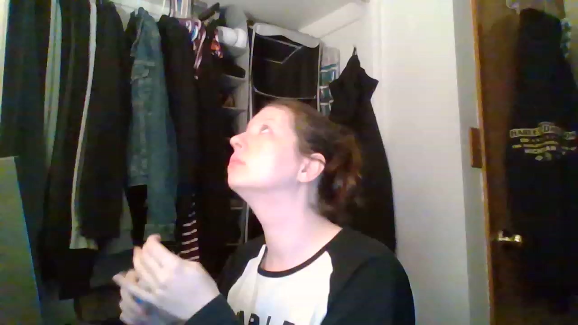 Gallery image thumbnail from Atomic_Ash's myfreecams stream on, 04/17/2023, 14:29 image 1 of 20