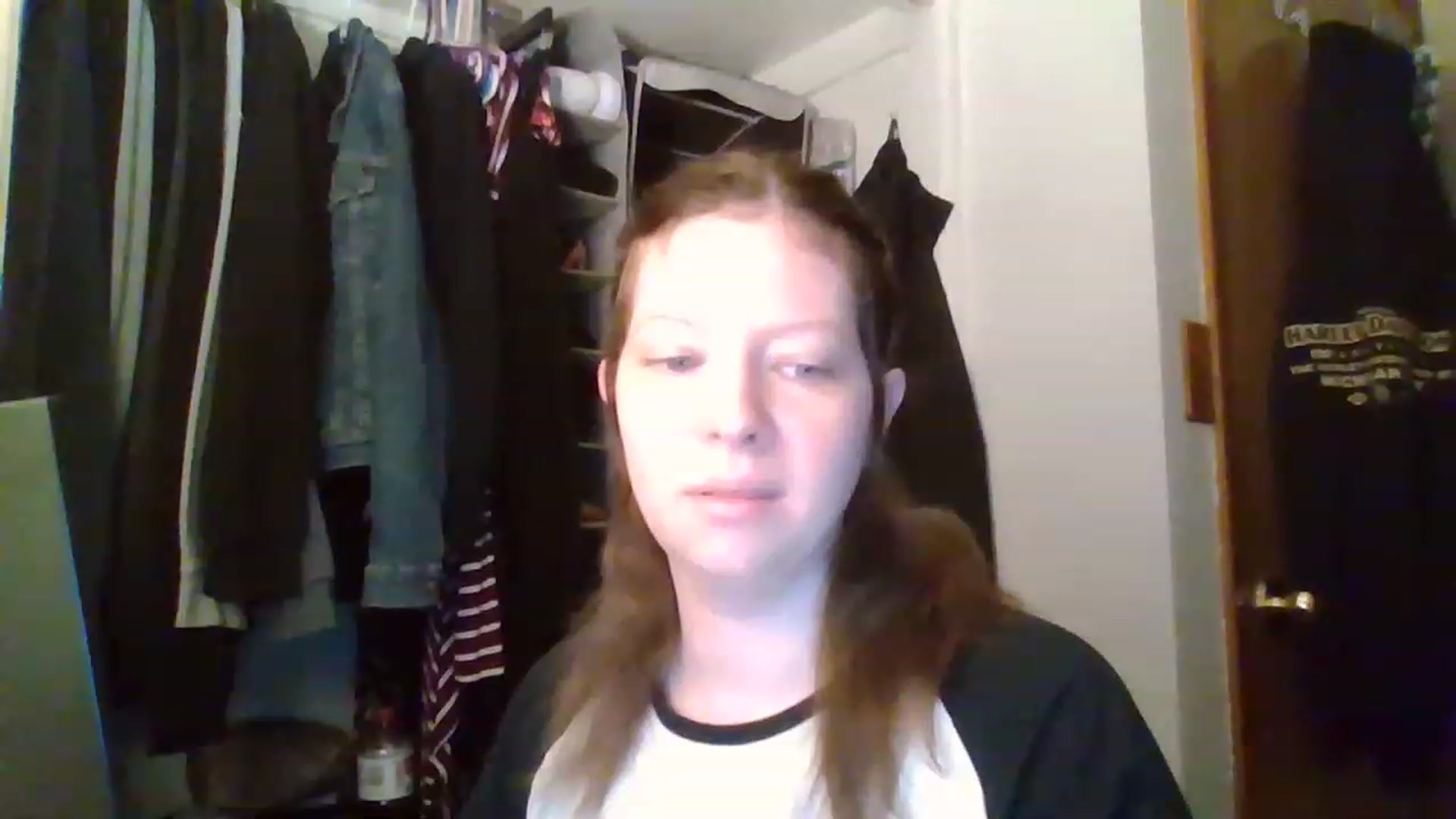 Gallery image thumbnail from Atomic_Ash's myfreecams stream on, 04/17/2023, 14:29 image 9 of 20