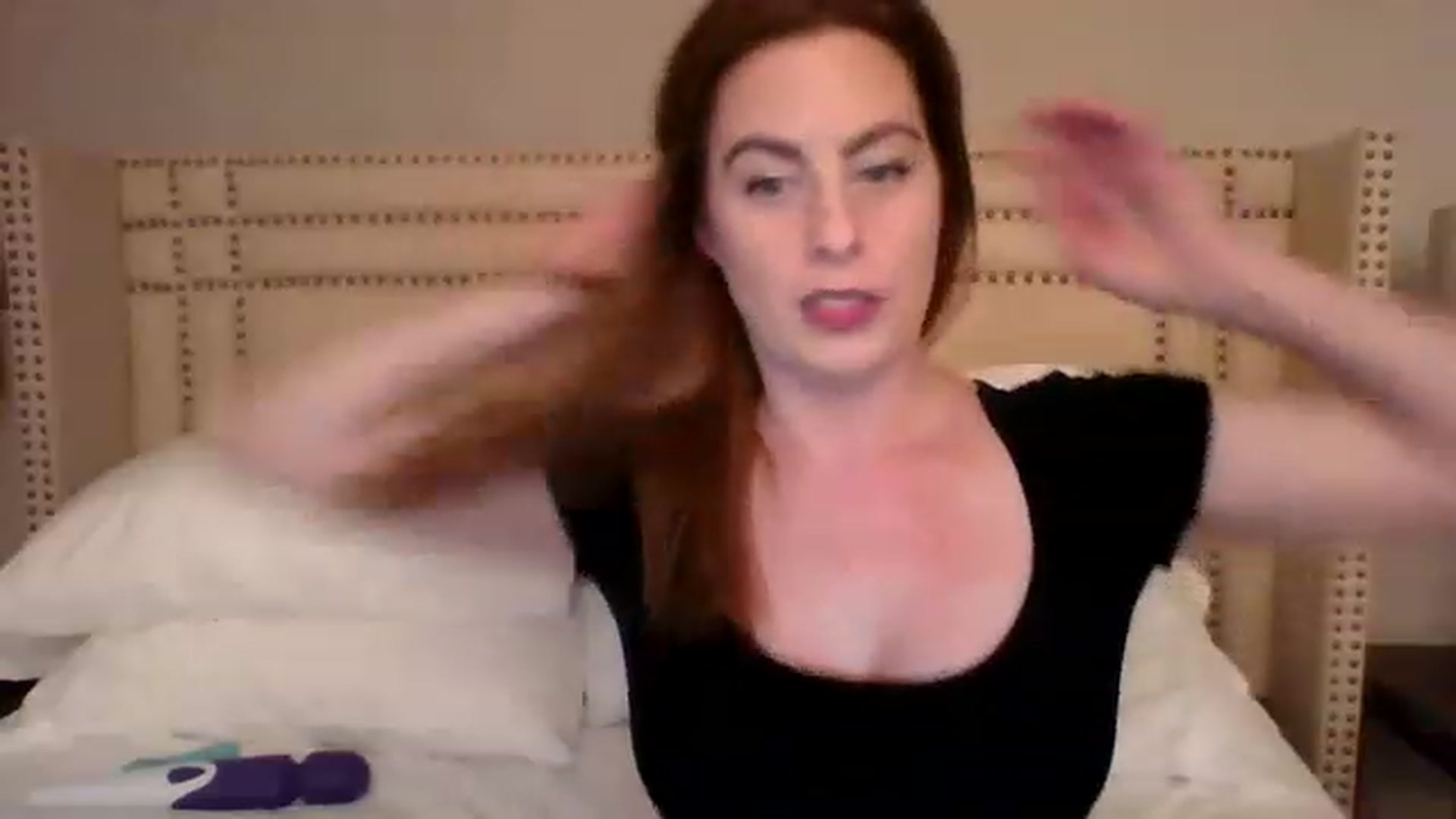 Gallery image thumbnail from AubreyMonroe's myfreecams stream on, 12/03/2022, 10:42 image 16 of 20