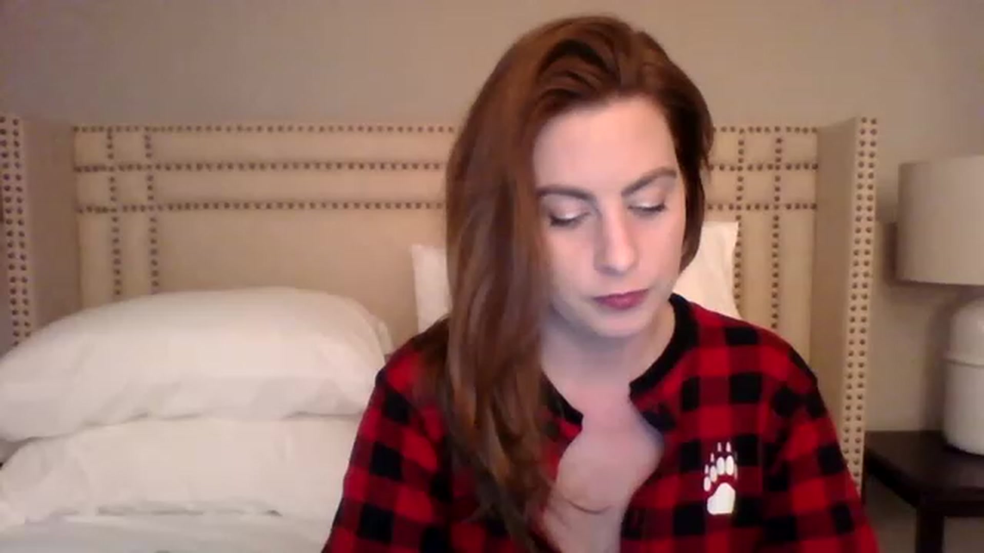 Gallery image thumbnail from AubreyMonroe's myfreecams stream on, 12/08/2022, 03:48 image 2 of 20