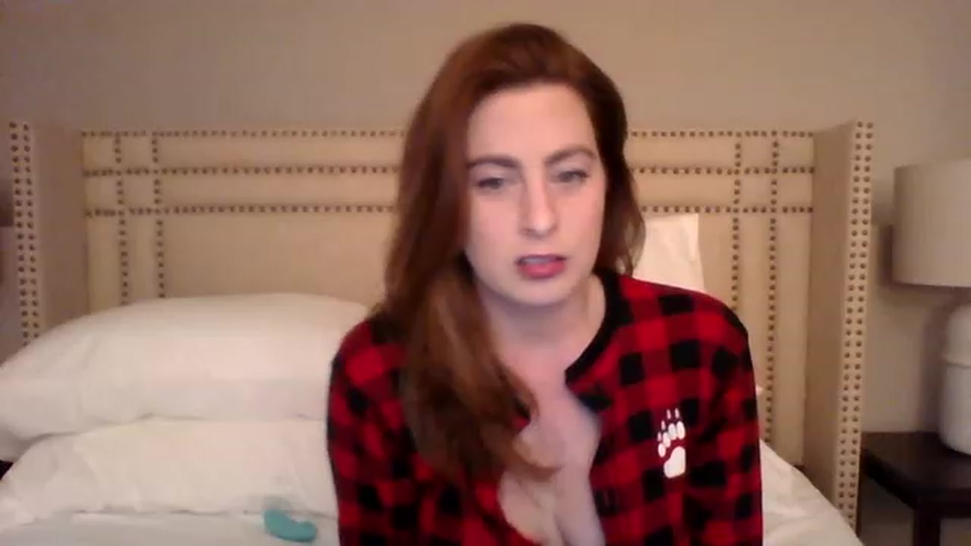 Gallery image thumbnail from AubreyMonroe's myfreecams stream on, 12/08/2022, 03:48 image 10 of 20
