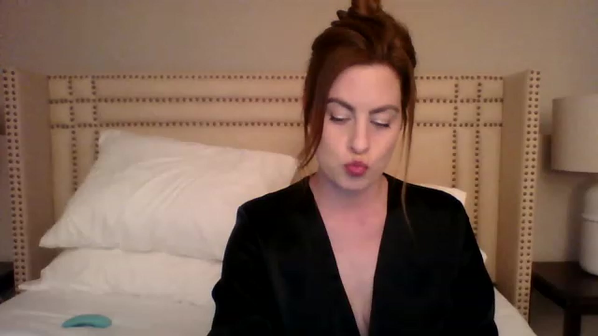 Gallery image thumbnail from AubreyMonroe's myfreecams stream on, 12/09/2022, 03:35 image 14 of 20