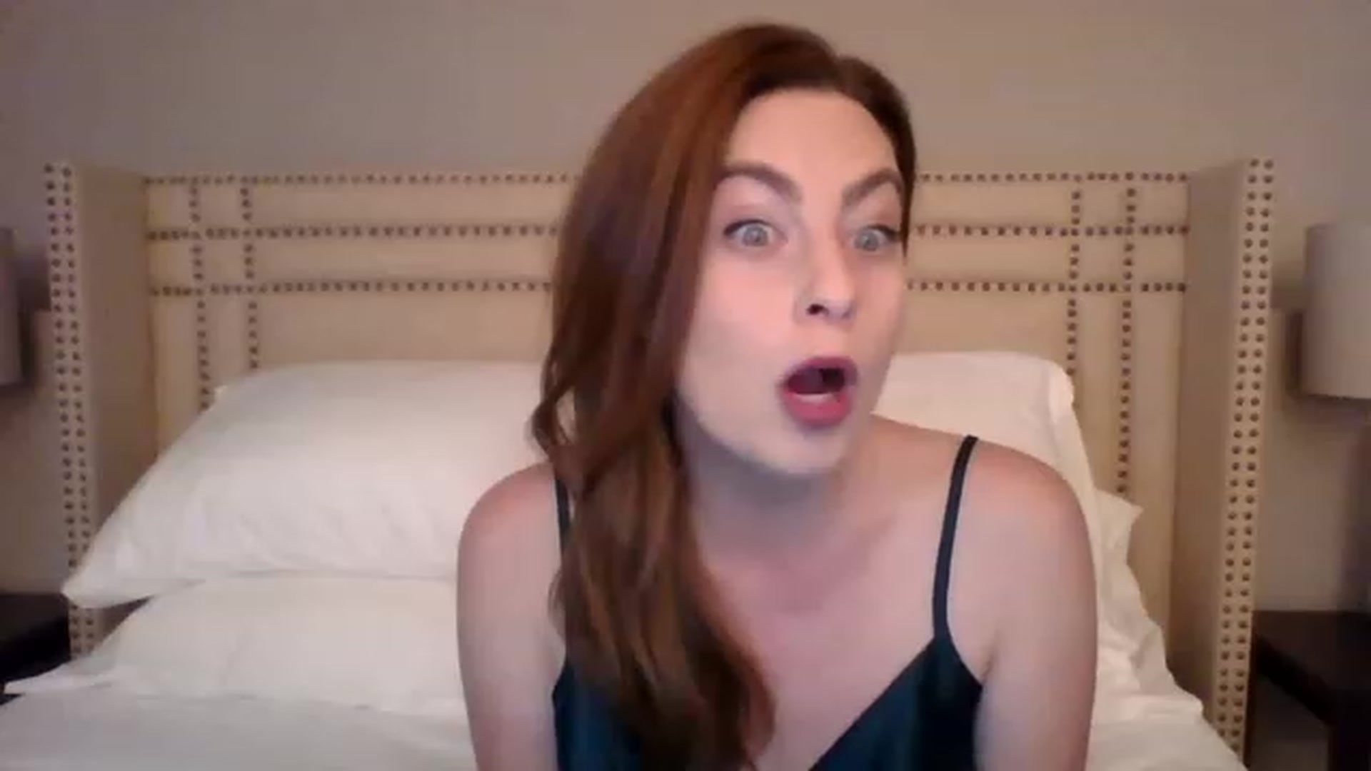 Gallery image thumbnail from AubreyMonroe's myfreecams stream on, 12/15/2022, 03:42 image 6 of 20