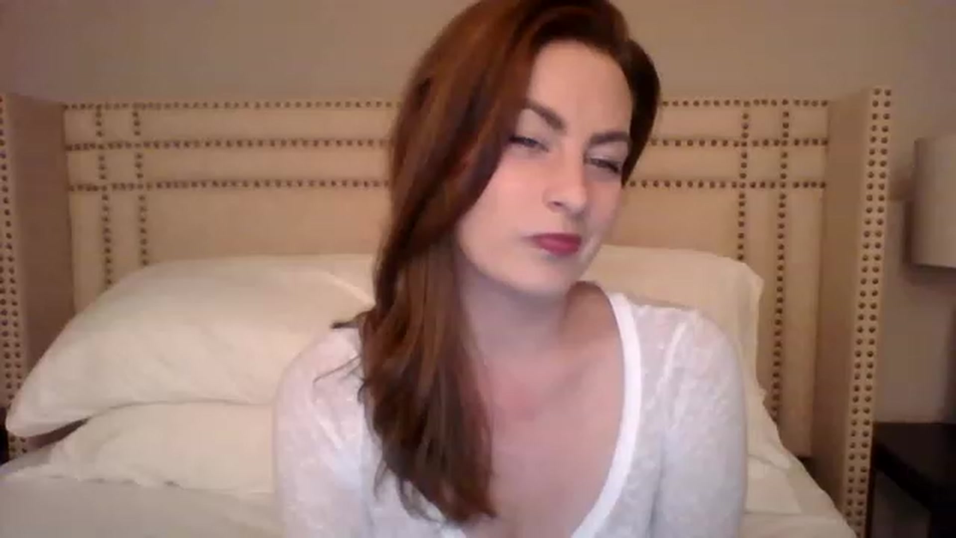 Gallery image thumbnail from AubreyMonroe's myfreecams stream on, 12/20/2022, 03:55 image 8 of 20