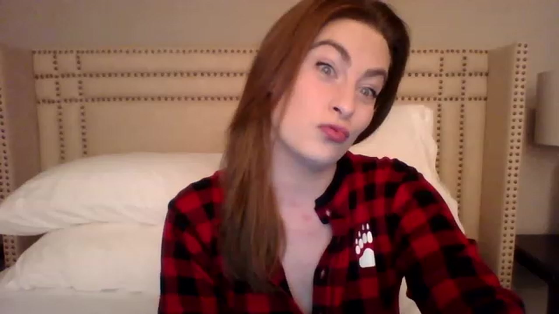 Gallery image thumbnail from AubreyMonroe's myfreecams stream on, 12/28/2022, 03:44 image 16 of 20