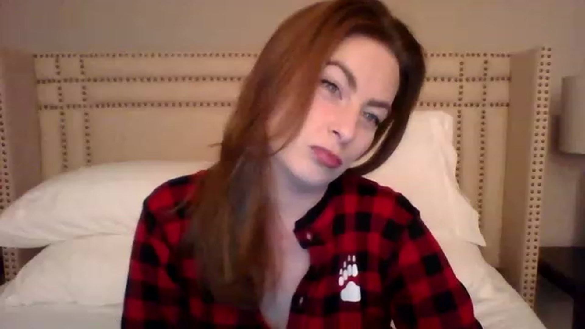 Gallery image thumbnail from AubreyMonroe's myfreecams stream on, 12/28/2022, 03:44 image 17 of 20