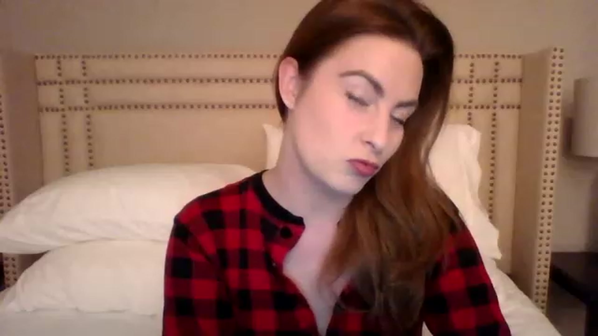 Gallery image thumbnail from AubreyMonroe's myfreecams stream on, 12/28/2022, 03:44 image 7 of 20
