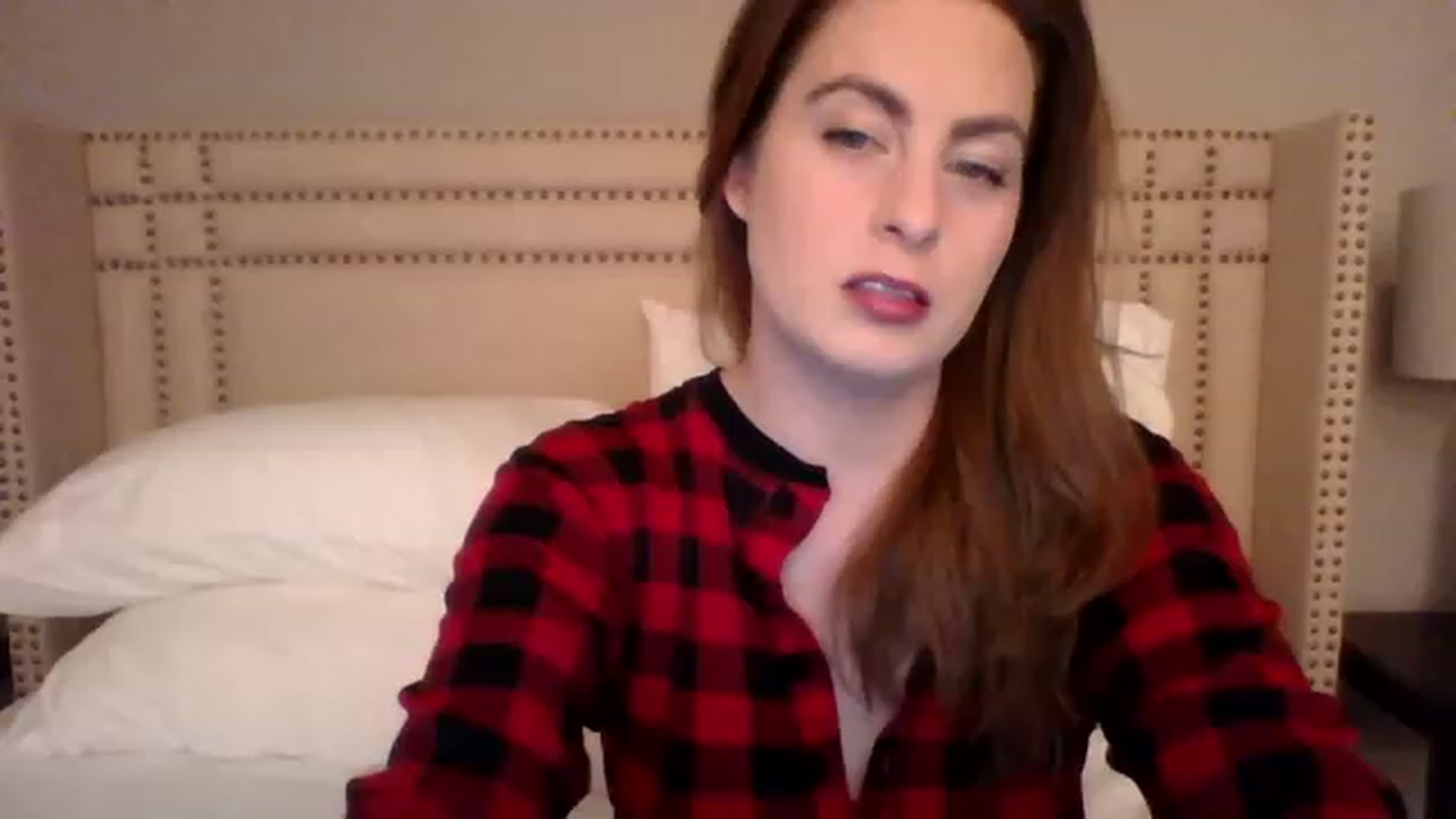 Gallery image thumbnail from AubreyMonroe's myfreecams stream on, 12/28/2022, 03:44 image 1 of 20
