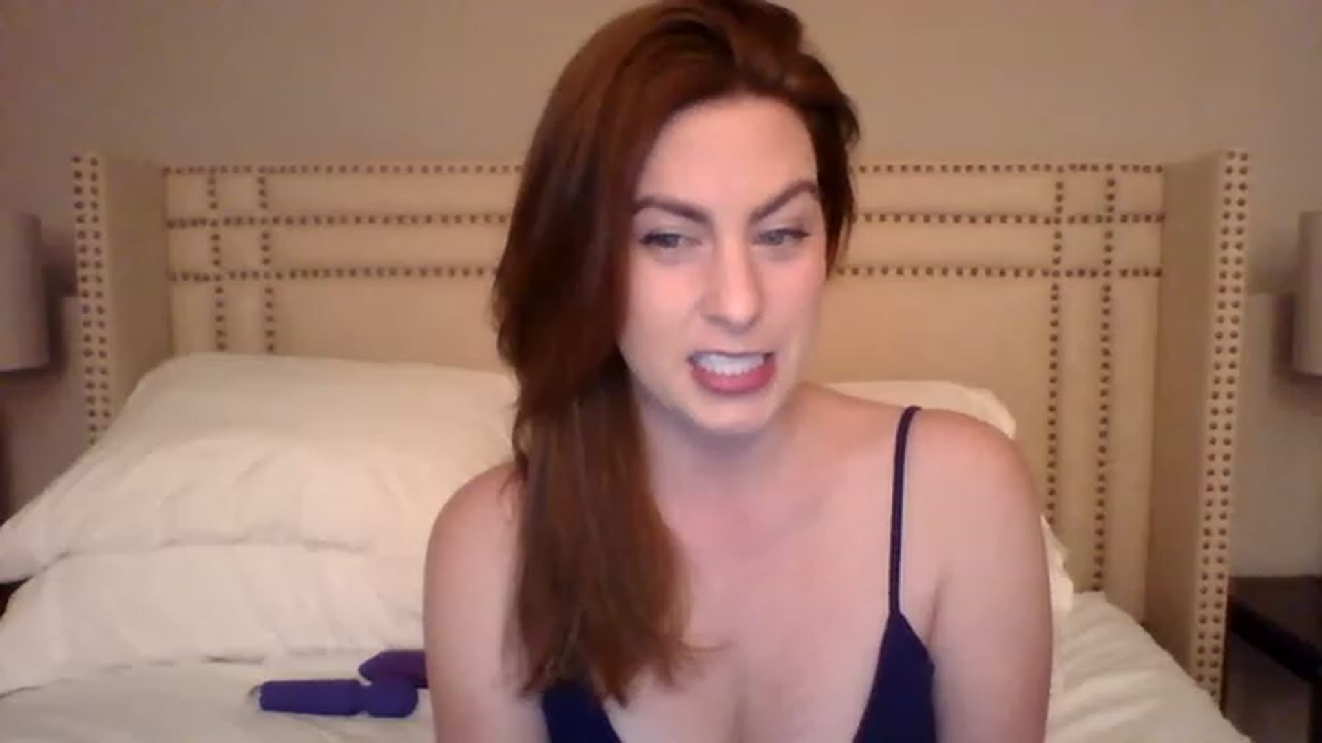 Gallery image thumbnail from AubreyMonroe's myfreecams stream on, 01/05/2023, 03:37 image 18 of 20