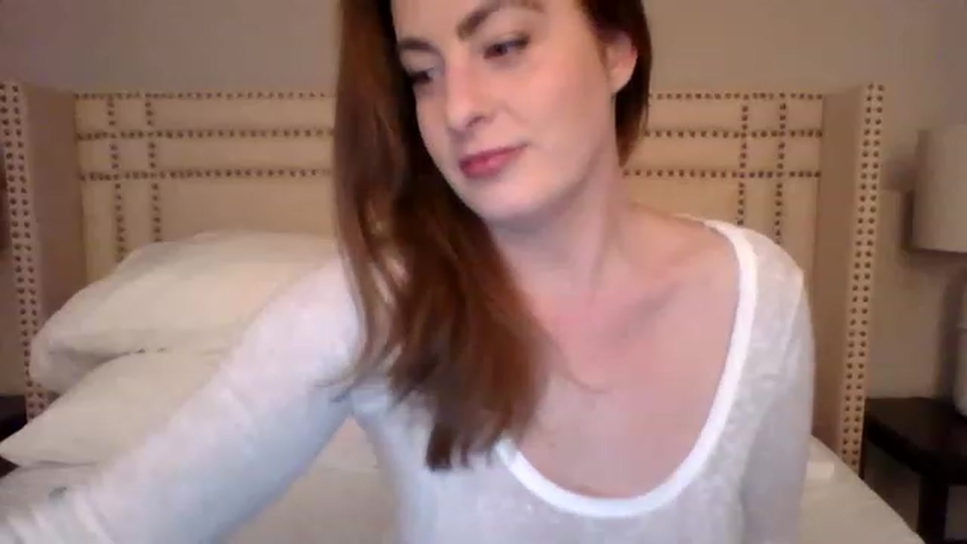 Gallery image thumbnail from AubreyMonroe's myfreecams stream on, 01/18/2023, 03:41 image 7 of 20