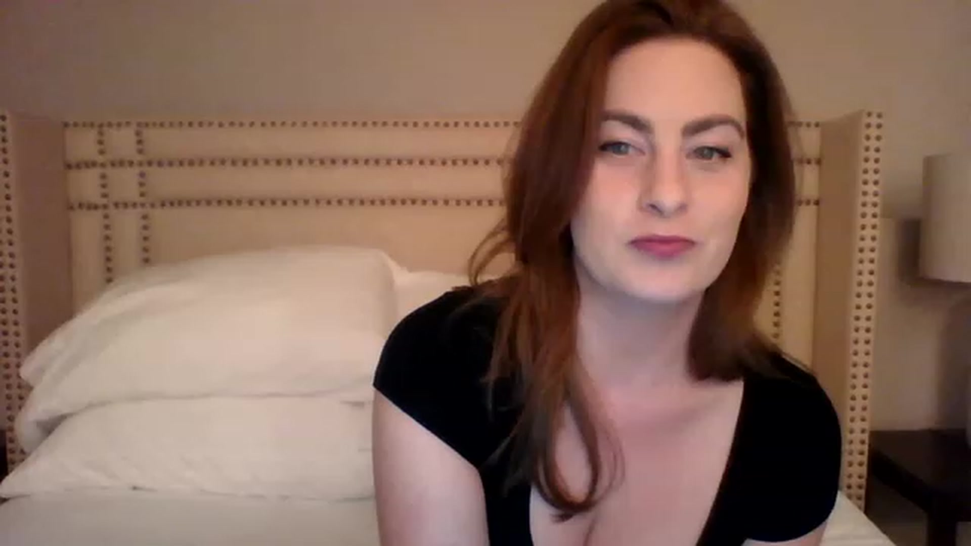 Gallery image thumbnail from AubreyMonroe's myfreecams stream on, 01/21/2023, 04:09 image 3 of 20