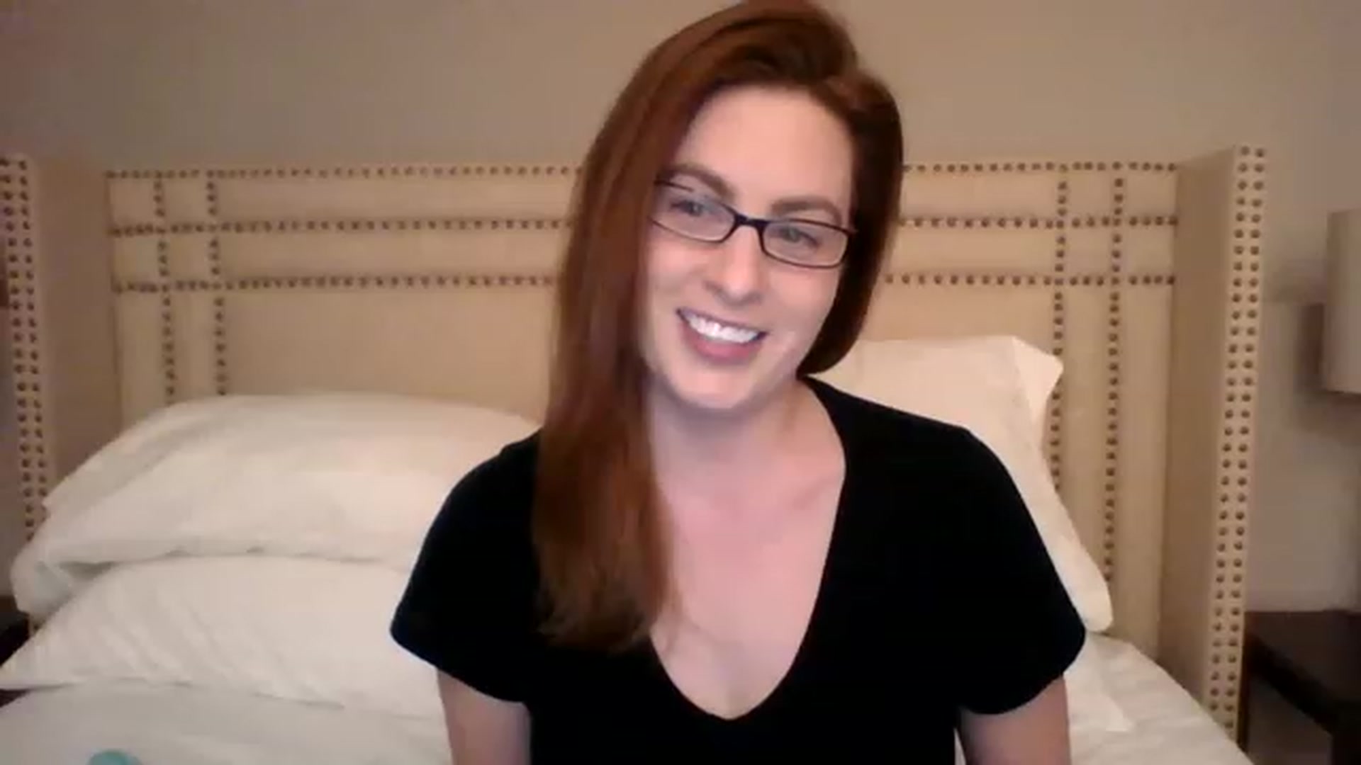 Gallery image thumbnail from AubreyMonroe's myfreecams stream on, 01/27/2023, 03:53 image 8 of 20