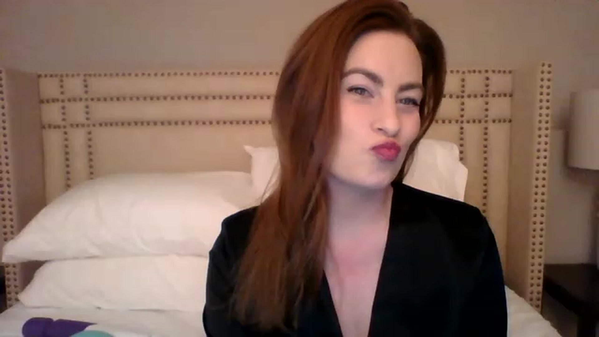 Gallery image thumbnail from AubreyMonroe's myfreecams stream on, 02/05/2023, 03:33 image 3 of 20