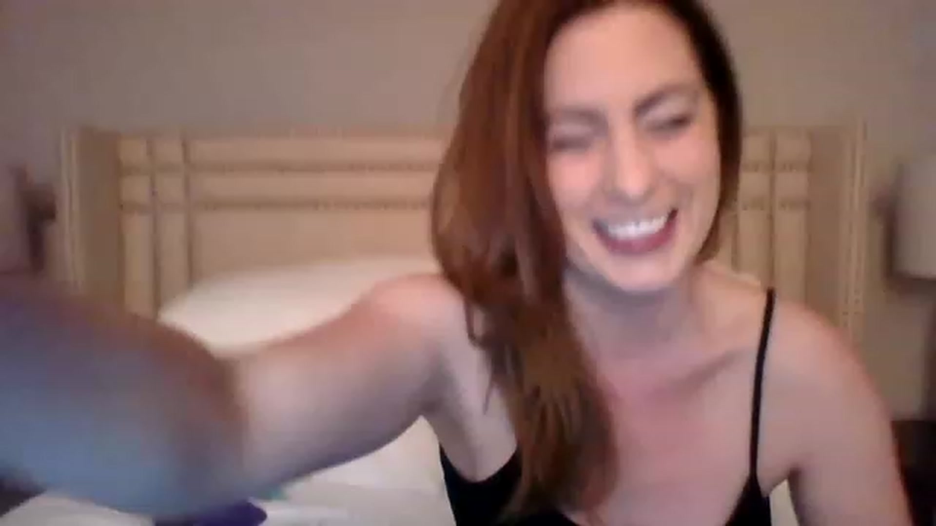 Gallery image thumbnail from AubreyMonroe's myfreecams stream on, 02/10/2023, 03:49 image 12 of 20