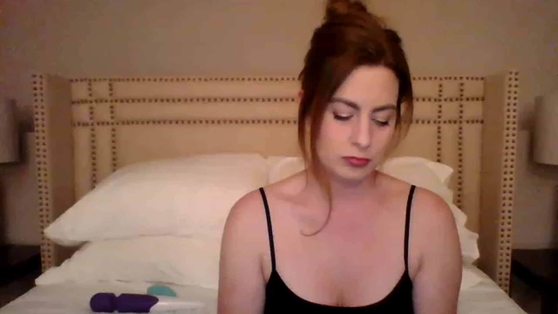 Gallery image thumbnail from AubreyMonroe's myfreecams stream on, 02/10/2023, 03:49 image 5 of 20